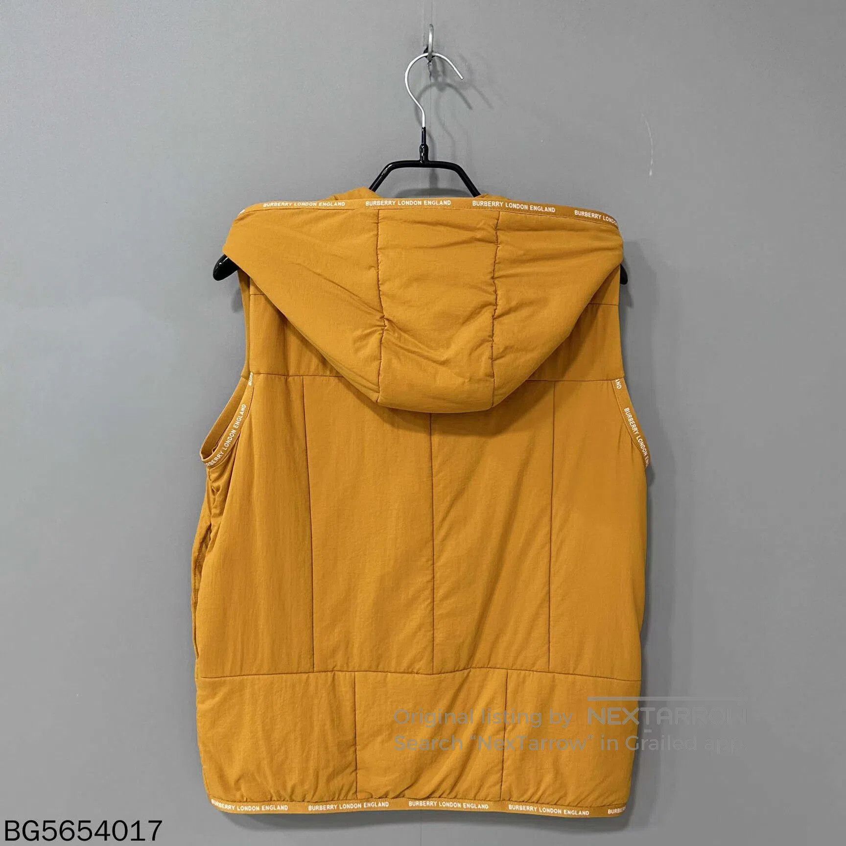 Burberry burberry logo hooded vest jacket for kids. Size US M / EU 48-50 / 2 - 2 Thumbnail