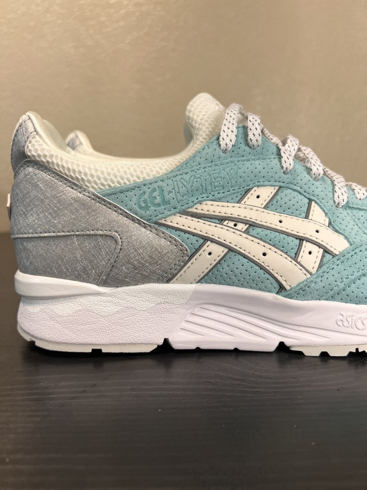 Asics × Diamond Supply Co. × Ronnie Fieg Asics Gel-Lyte V x Diamond Supply x Kith x Ronnie Fieg 9.5 Size US 9.5 / EU 42-43 - 6 Thumbnail