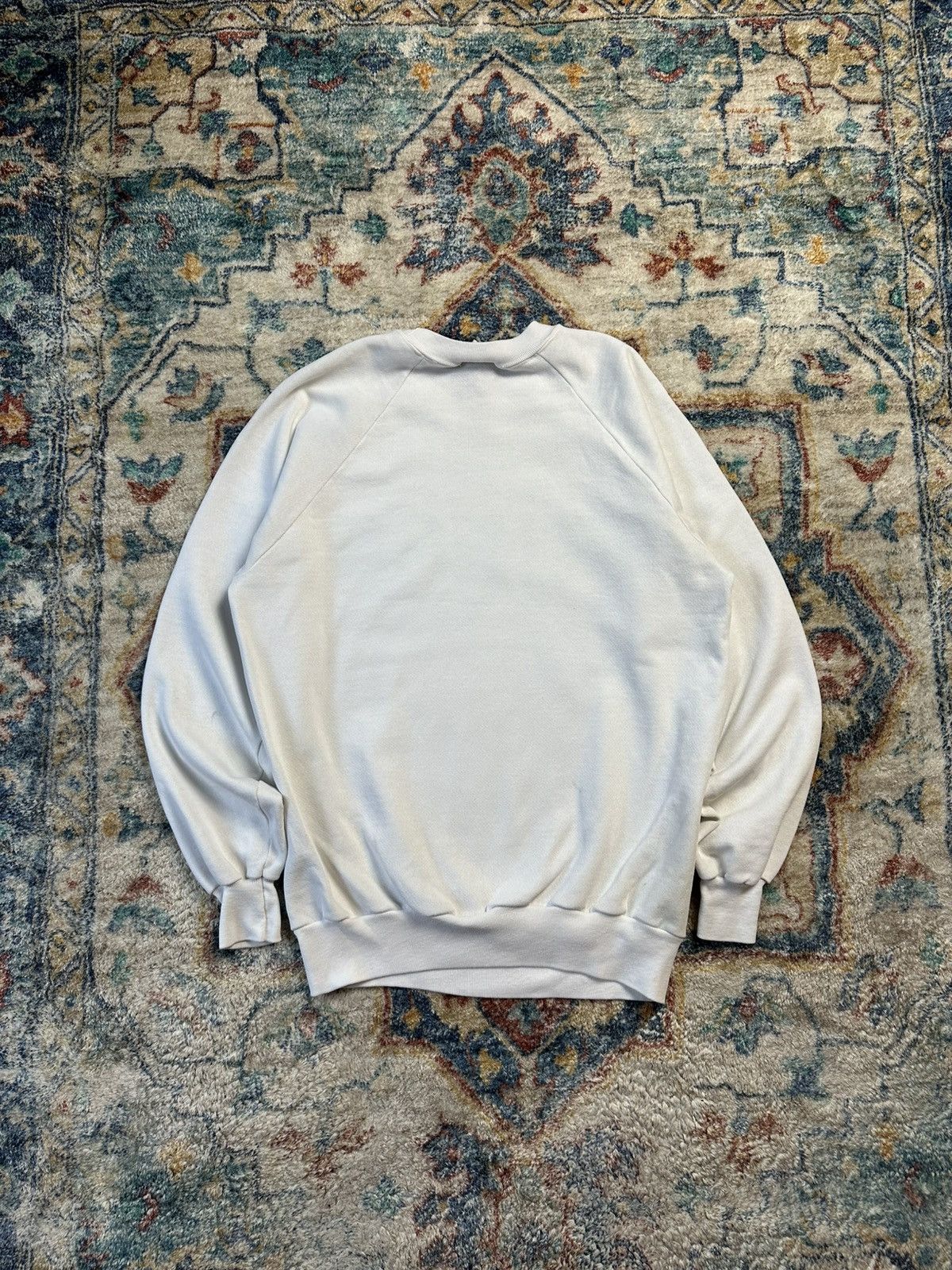 Guess Vintage Guess Products Spellout Crewneck Medium Size US M / EU 48-50 / 2 - 2 Thumbnail