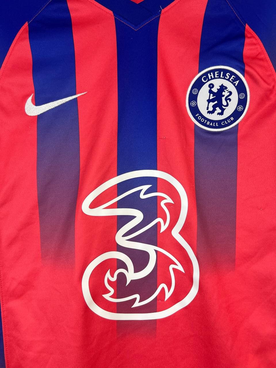 Nike CHELSEA 2020/2021 THIRD FOOTBALL SHIRT JERSEY NIKE SIZE S Size US S / EU 44-46 / 1 - 2 Thumbnail