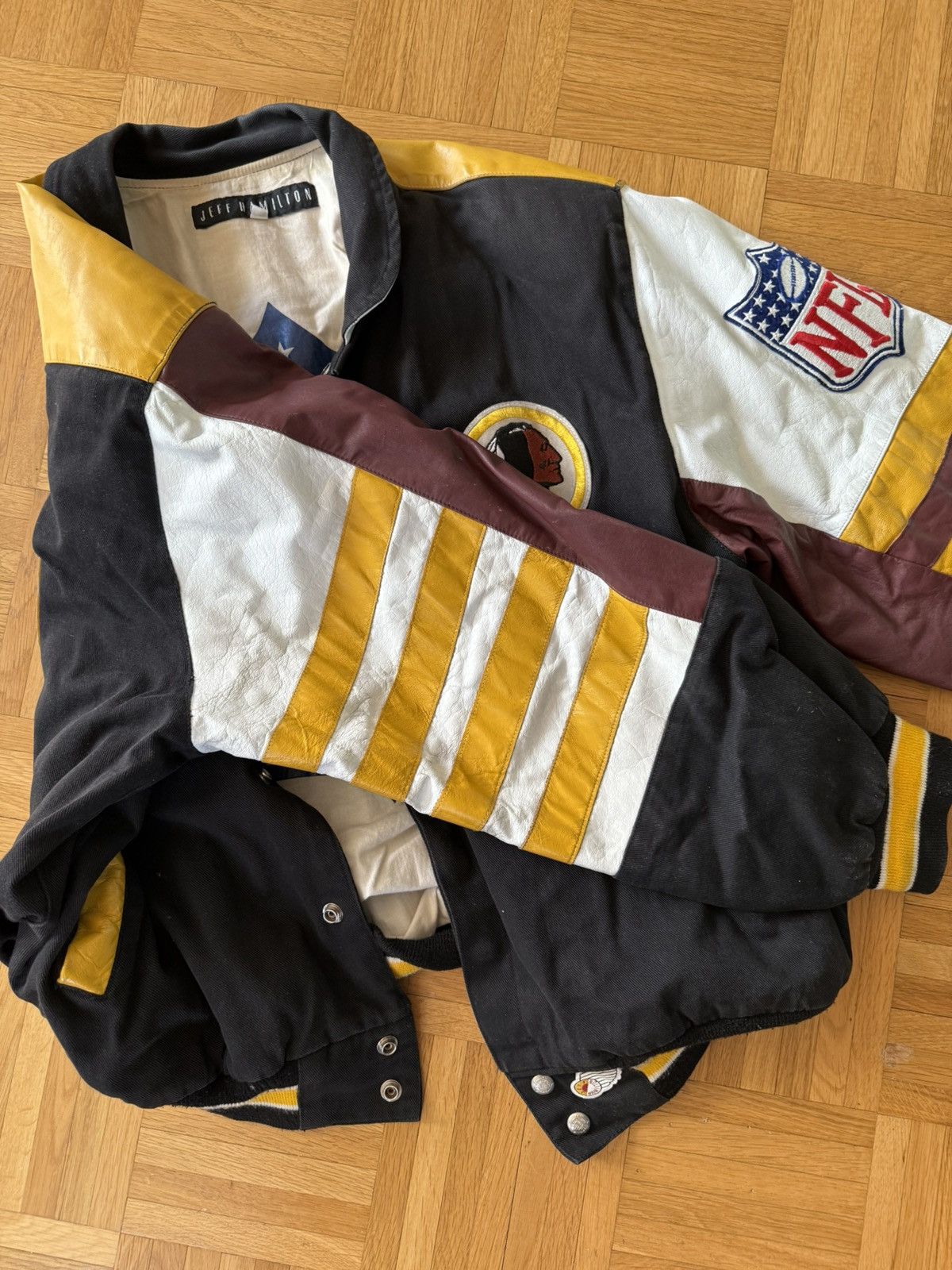 Jeff Hamilton Jeff Hamilton NFL Jacket, Washington Redskins – 90s Original Size US XL / EU 56 / 4 - 6 Thumbnail