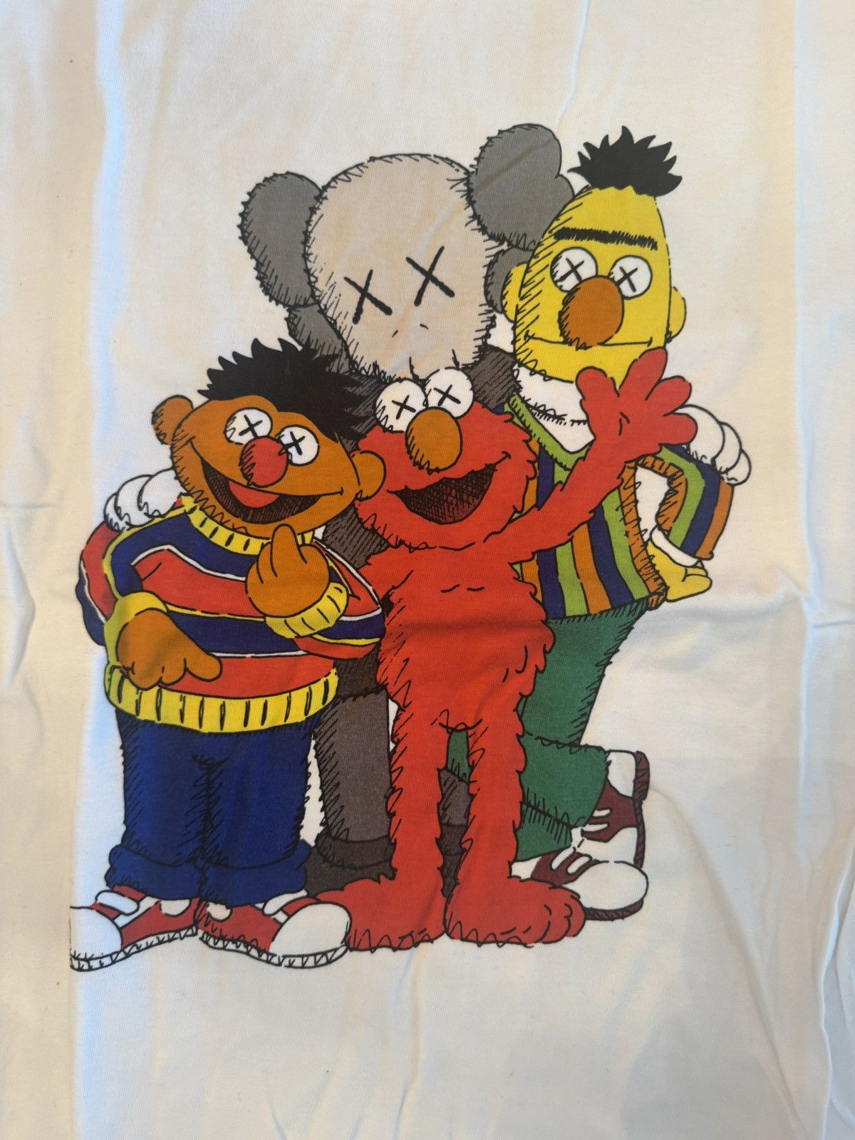 Kaws × Uniqlo Kaws x Sesame Street x Uniqlo Size US XL / EU 56 / 4 - 2 Thumbnail