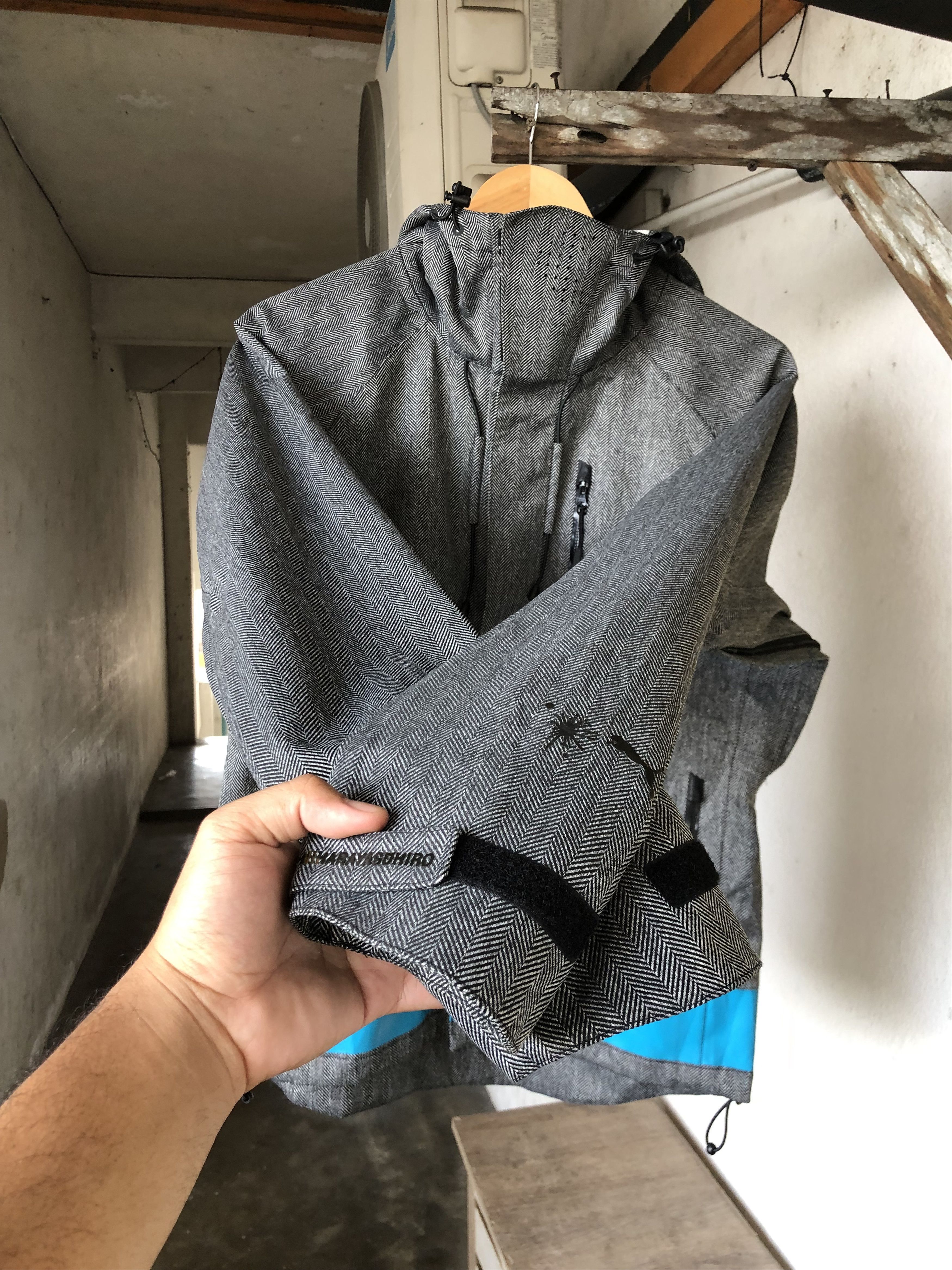 Maison MIHARA YASUHIRO × Puma Puma x Mihara Yasuhiro Limited Edition Waterproof Jacket Size US S / EU 44-46 / 1 - 4 Thumbnail