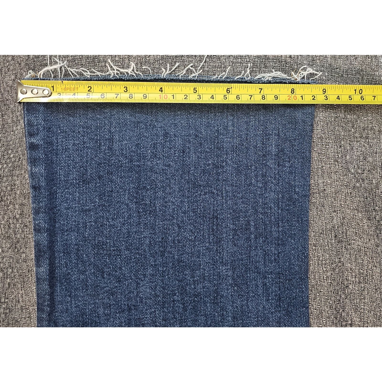 Madewell Women's Madewell Mid-Rise Kick Out Jeans w/ Raw Hem Size 28" / US 6 / IT 42 - 5 Thumbnail