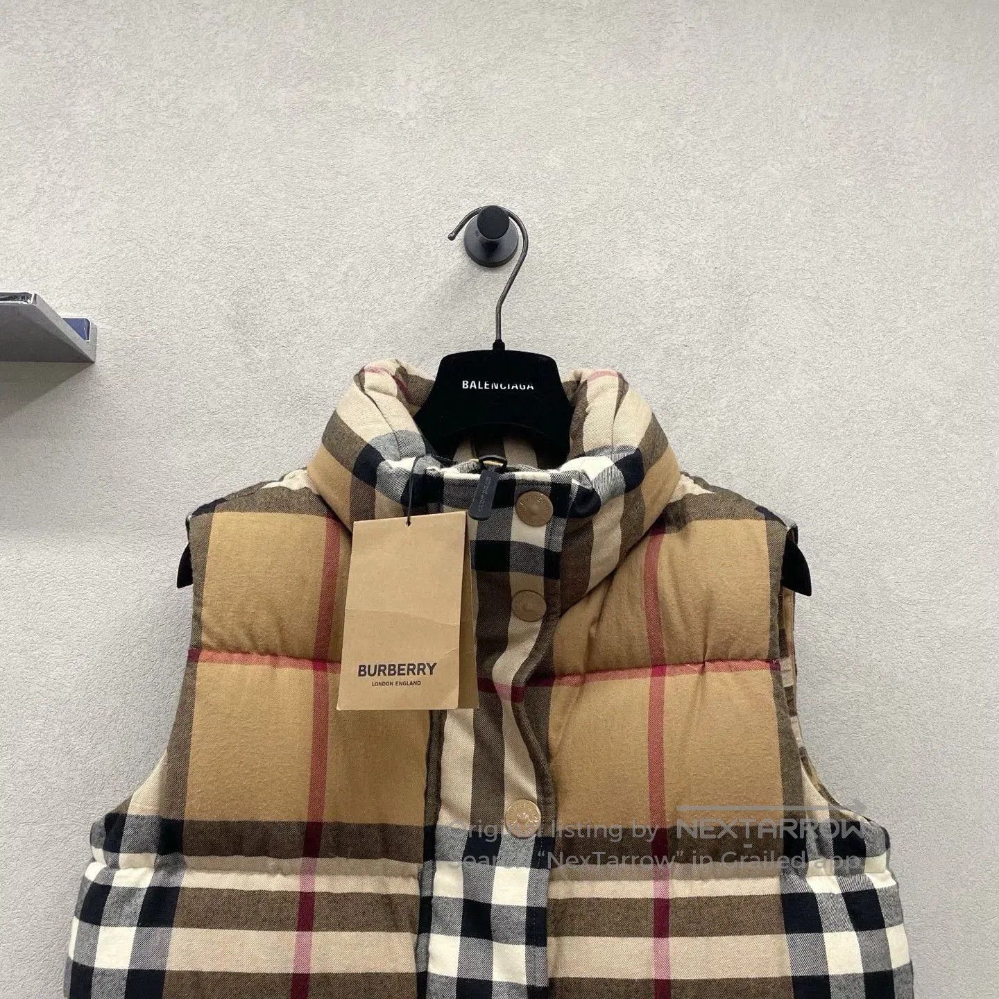 Burberry Burberry Classic Check Down Vest. Size US S / EU 44-46 / 1 - 4 Thumbnail