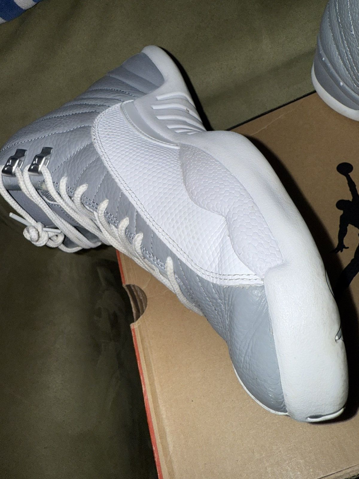 Jordan Brand Air Jordan 12 Stealth Retro cool grey OG Box size 10.5 EXC! Size US 10.5 / EU 43-44 - 17 Thumbnail