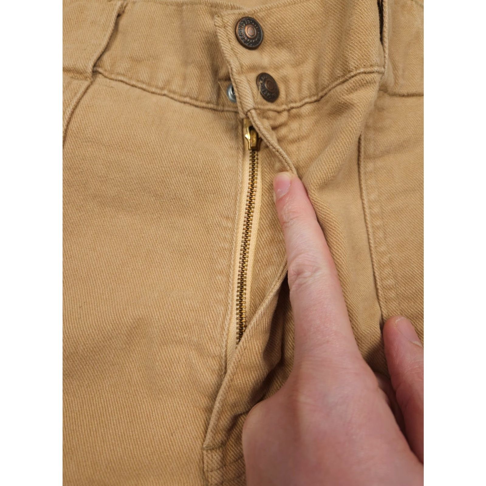 Levi's VINTAGE Levi's Bush Pants Jeans Adult 34 X 25 Beige Cargo Pockets 70s Jeans Pants Size US 34 / EU 50 - 4 Thumbnail