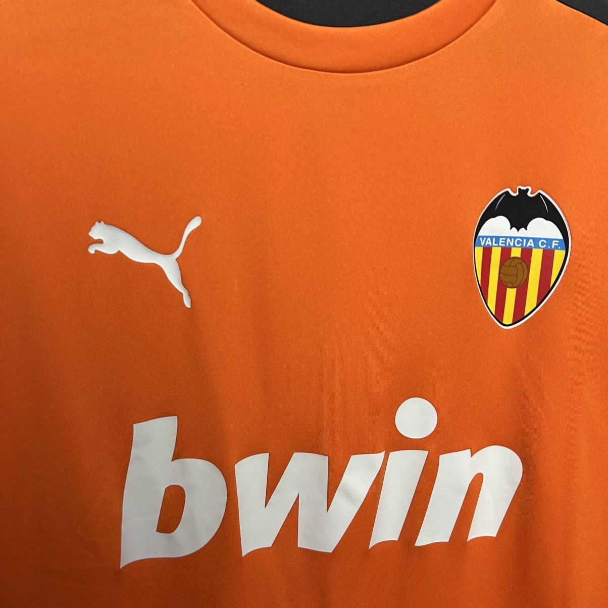 Puma Mens Puma FC Valencia 2021 Home Soccer Jersey size L Size US L / EU 52-54 / 3 - 3 Thumbnail
