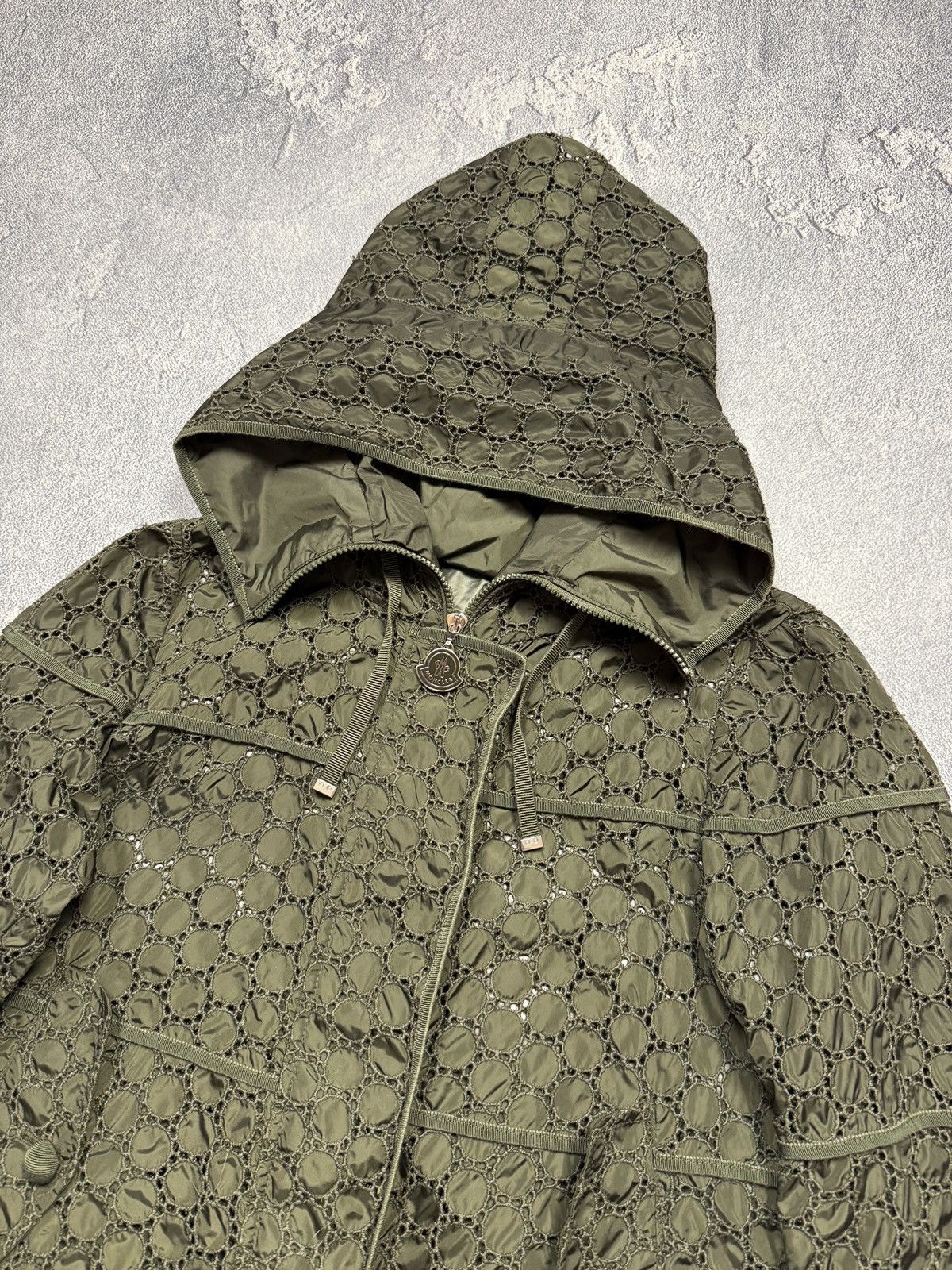 Moncler Moncler Metal Logo Vintage Pattern Jacket Size M / US 6-8 / IT 42-44 - 3 Thumbnail