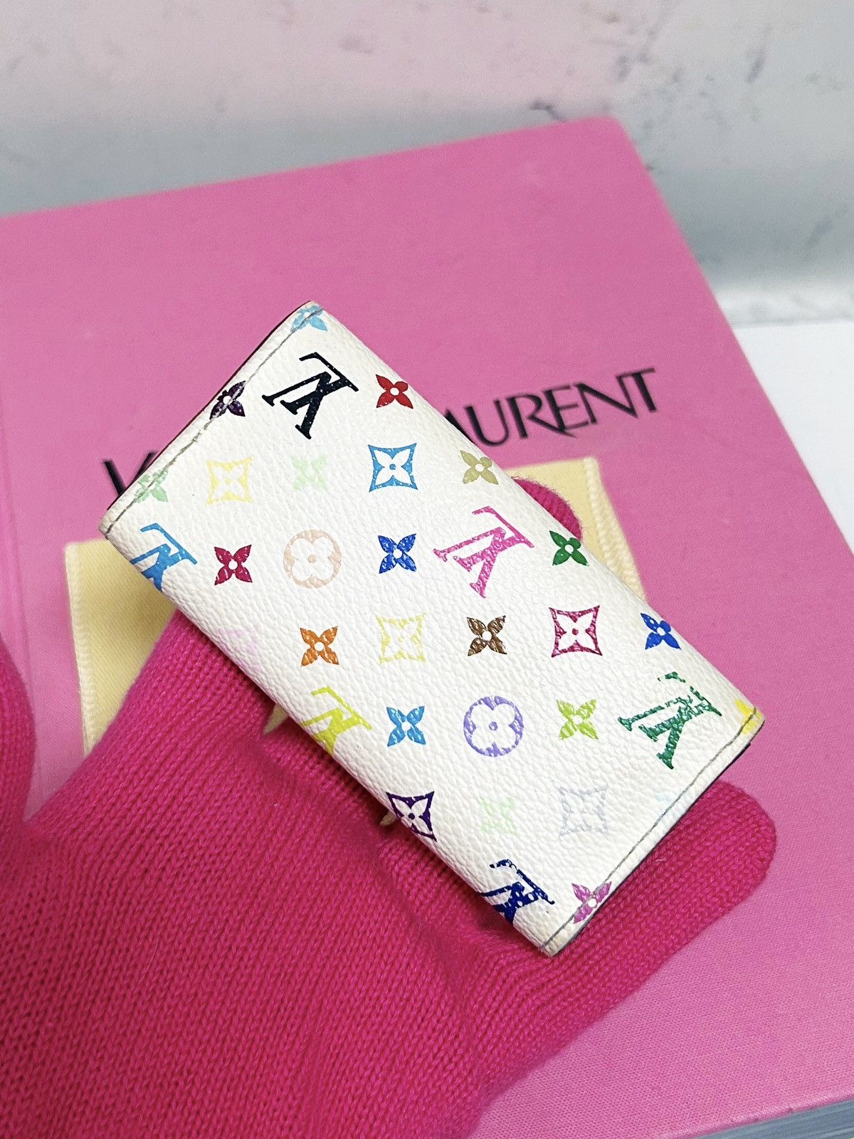 Louis Vuitton Authentic Louis Vuitton Limited Ed. Multicolor 4 Key Holder Size ONE SIZE - 7 Thumbnail