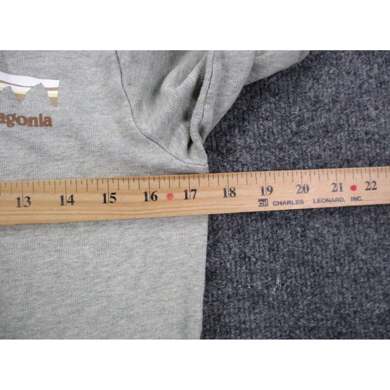 Patagonia Patagonia Jacket Women S Gray Hooded Relaxed Lightweight Camping Hiking Casual Jacket Size S / US 4 / IT 40 - 6 Thumbnail