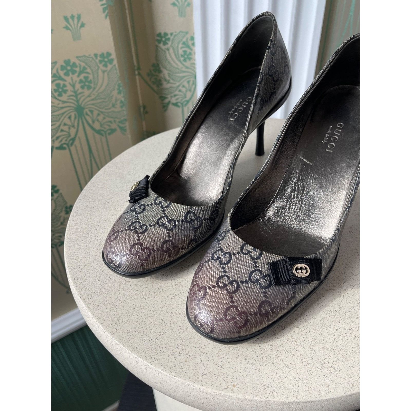 Gucci Gucci Monogram GG Crystal Canvas Metallic Gold/Grey Heels Size US 7 / IT 37 - 4 Thumbnail