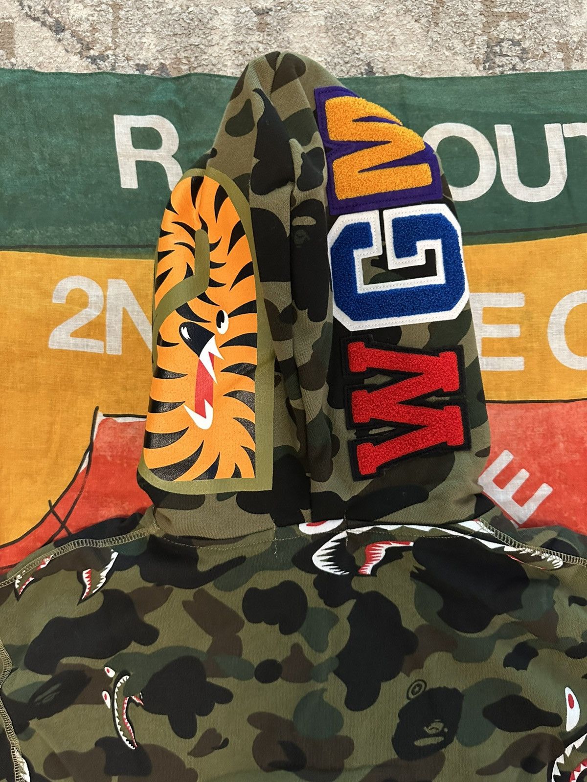 Bape A Bathing Ape 1st camo green tiger shark full zip hoodie Size US L / EU 52-54 / 3 - 5 Thumbnail