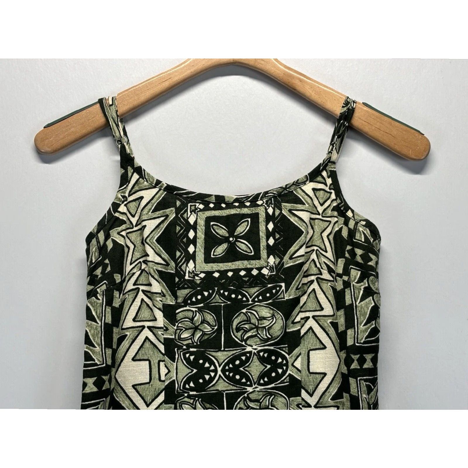 Hilo Hattie Hilo Hattie Green Tropical Floral Tank Mini Dress Women's Size 6 Square Neck Size M / US 6-8 / IT 42-44 - 2 Thumbnail