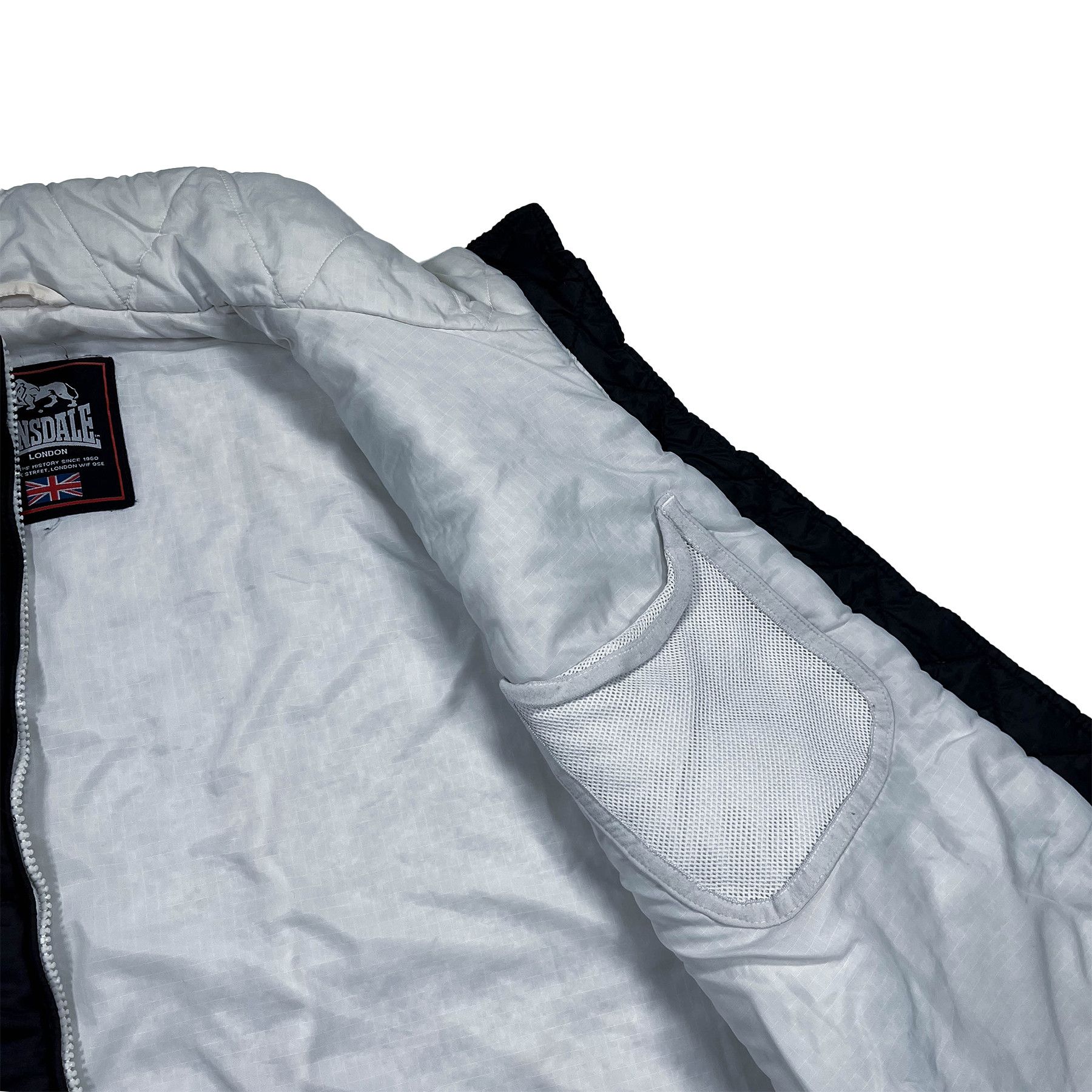 Lonsdale Lonsdale Vintage Vest • M size Size US M / EU 48-50 / 2 - 6 Thumbnail