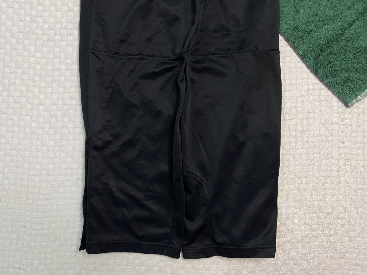 Nike 💥 VINTAGE NIKE BAGGY 90S WIDE LEG SWOOSH TRACK PANTS Y2K Size US 34 / EU 50 - 12 Thumbnail