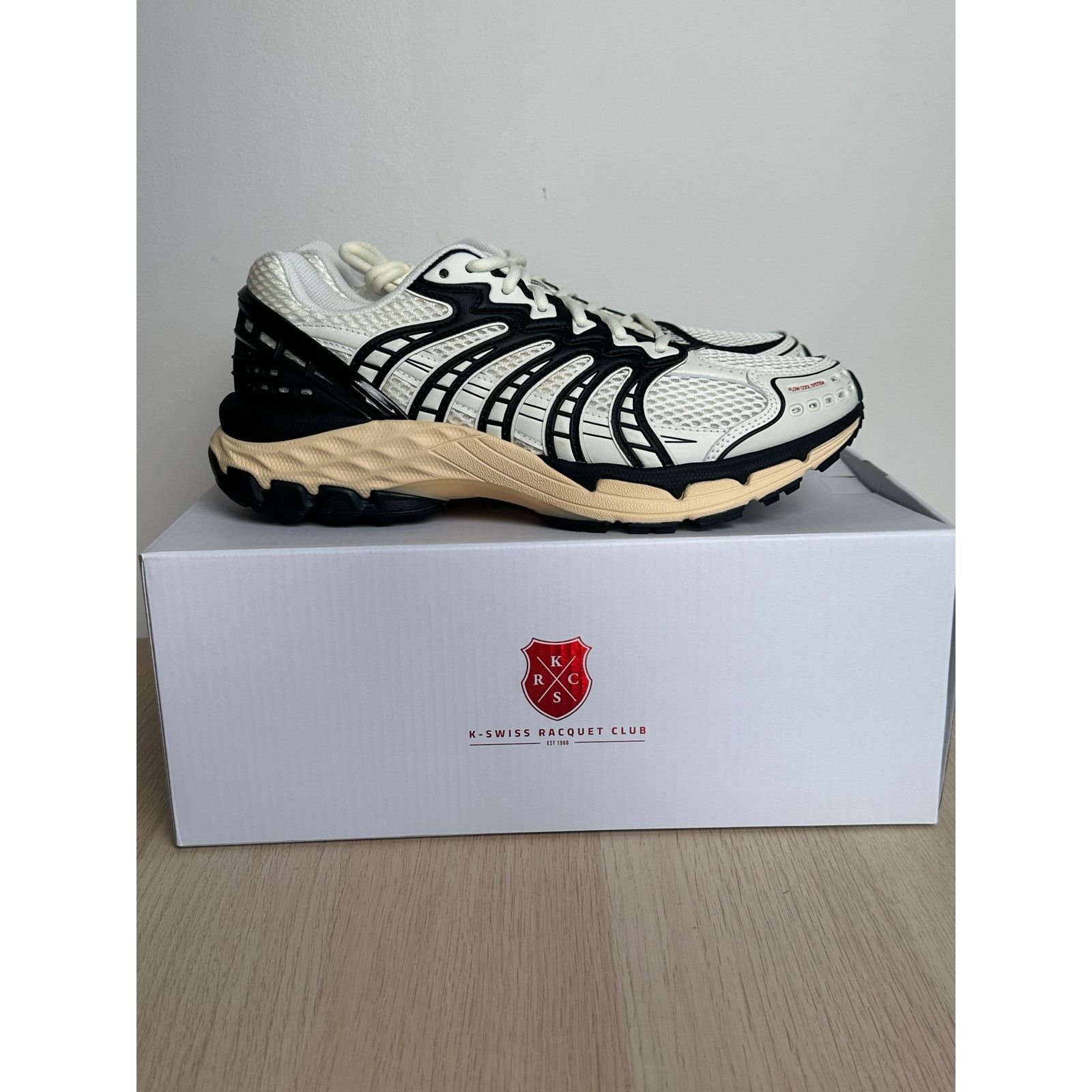 K-Swiss K-Swiss x Anwar Carrots Konejo Retro Sneaker - Size 8M - NEW Size US 8 / EU 41 - 1 Thumbnail