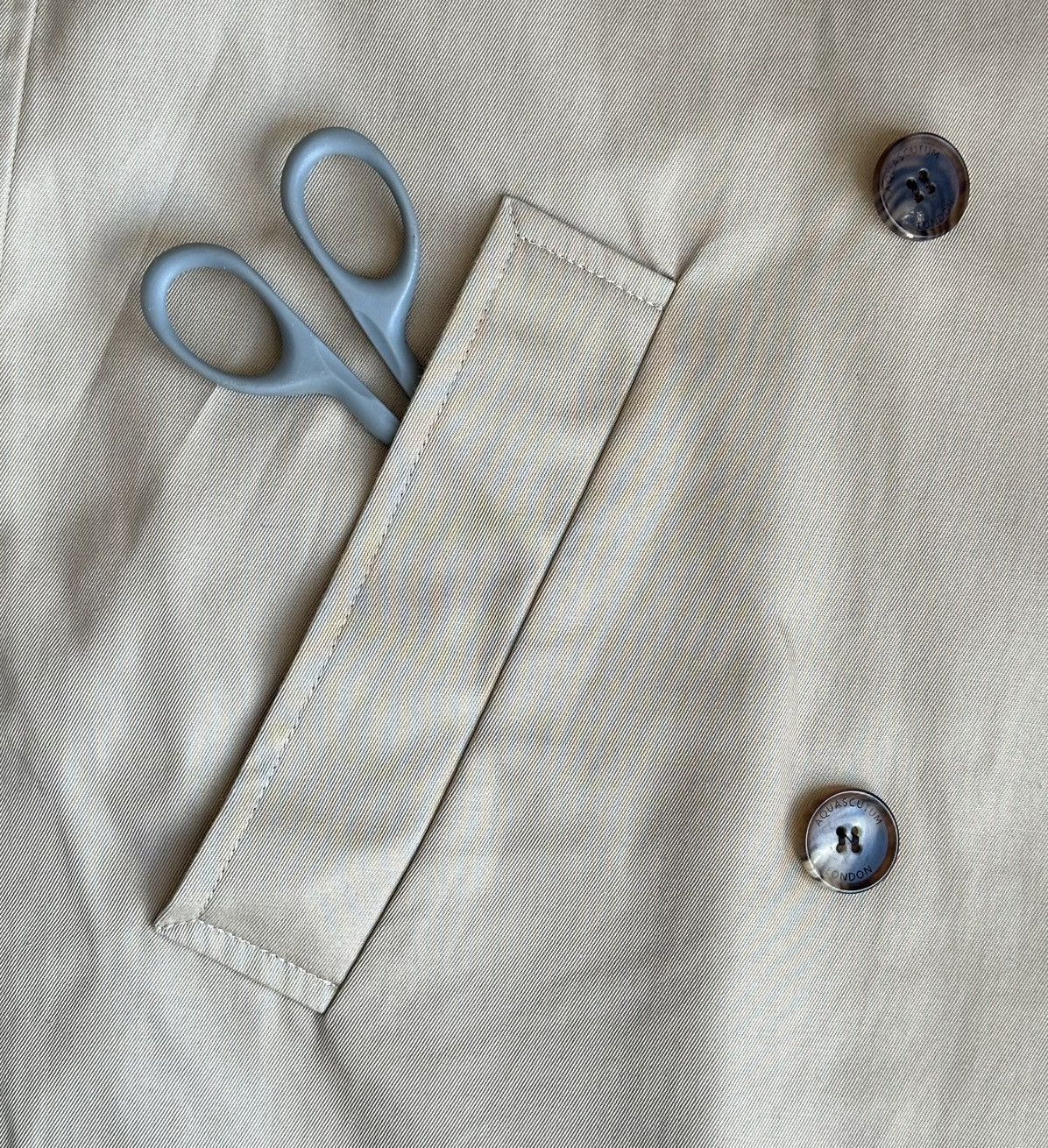 Aquascutum Aquascutum London Double Breasted Trench Coat England Check Size US S / EU 44-46 / 1 - 10 Thumbnail