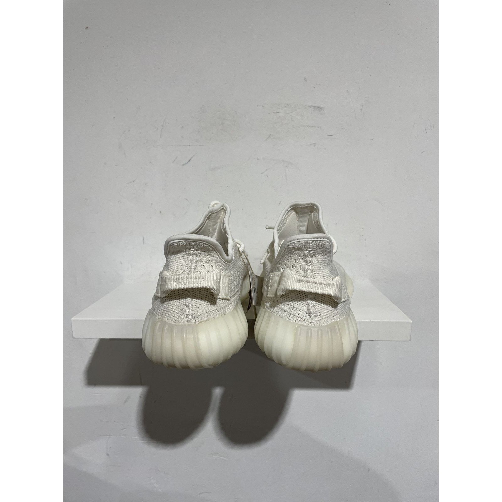 Adidas ADIDAS YEEZY BOOST 350 V2 BONE SIZE 9.5 NEW Size US 9.5 / EU 42-43 - 4 Thumbnail