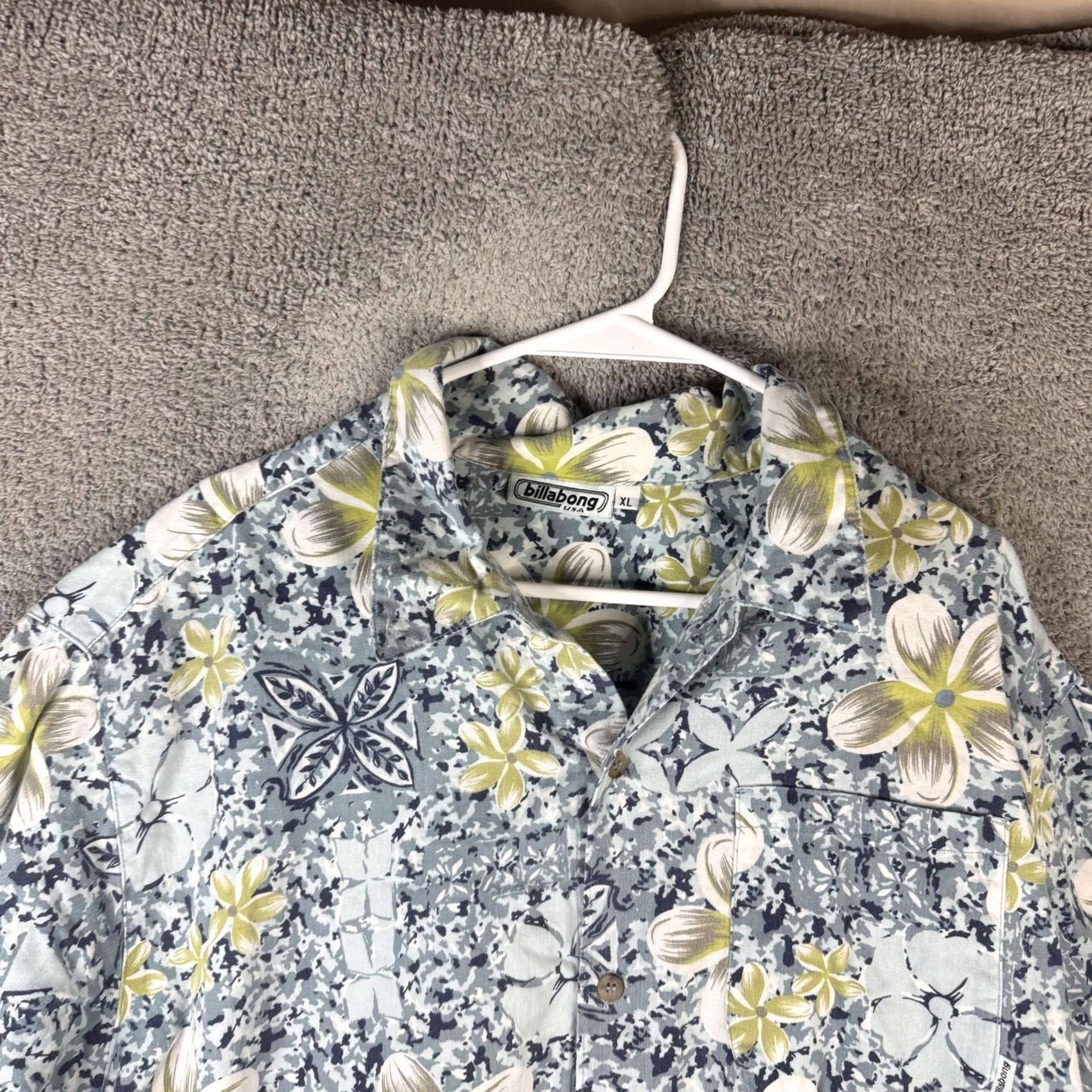 Billabong VINTAGE? No. Size US XL / EU 56 / 4 - 5 Thumbnail