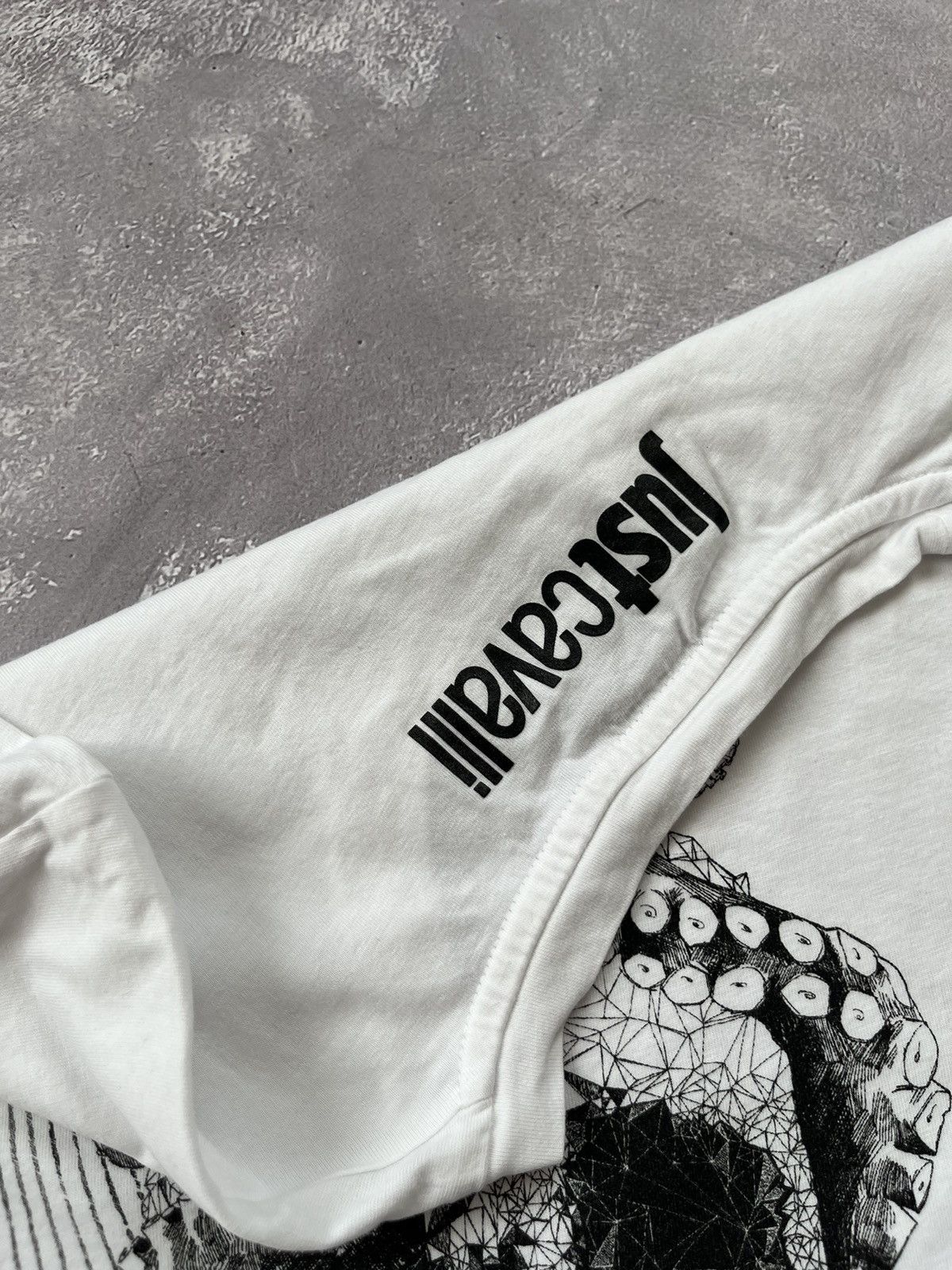 Just Cavalli RARE Just Cavalli Skull Graphic T Shirt White Size M Size US M / EU 48-50 / 2 - 6 Thumbnail