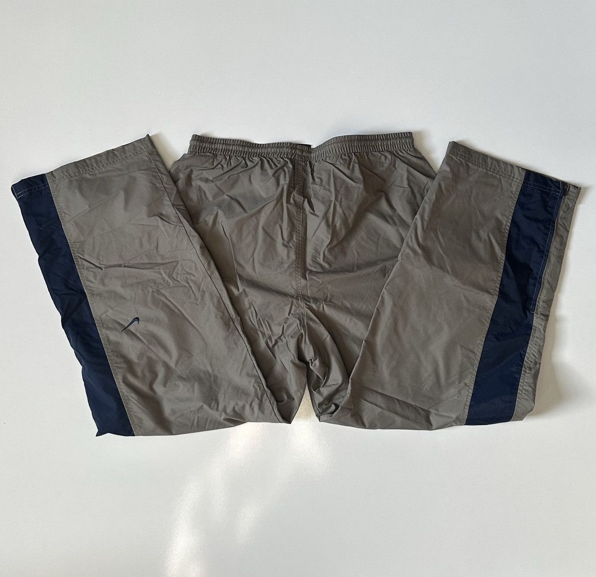 Nike × Vintage Vintage Nike Y2k Lined Baggy Fit Athletic Pant Tan Blue L Size US 36 / EU 52 - 2 Thumbnail