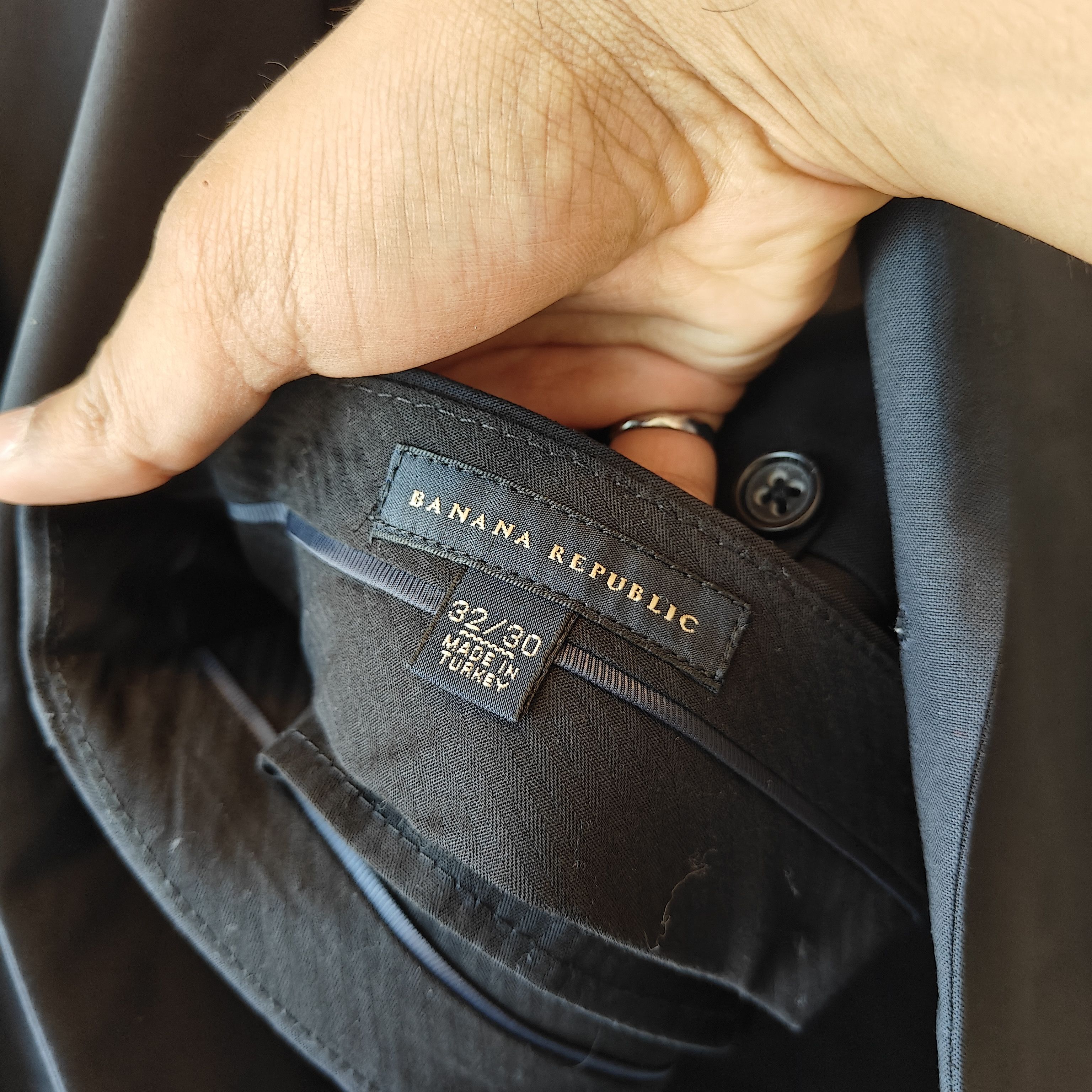 Banana Republic 2000s wool navy suit full set $800 Size 38R - 22 Thumbnail