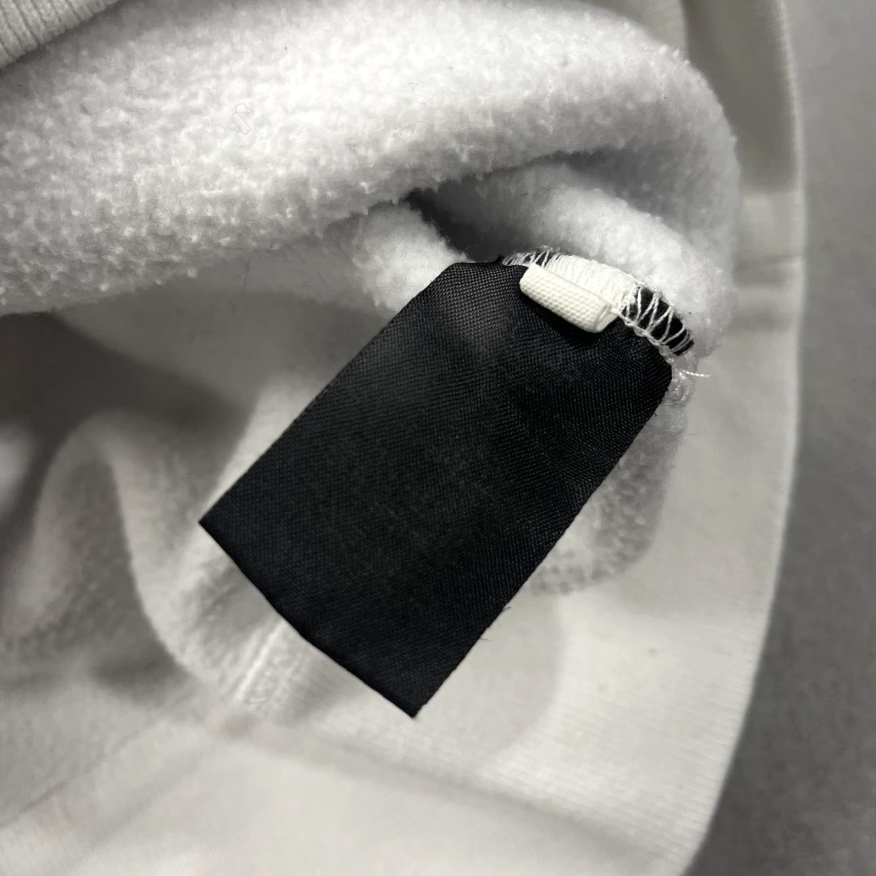 Vintage Isabel Etoile Marant Sweatshirt Womens 38 White Rebellion Graphic Pullover Size XS / US 0-2 / IT 36-38 - 7 Thumbnail