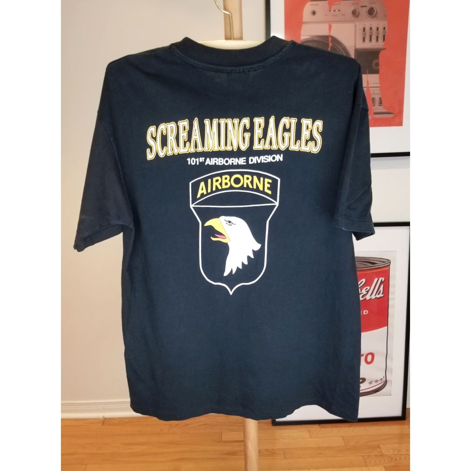 Hanes VINTAGE 90' SCREAMING EAGLES AIRBORNE US ARMY BLACK T-SHIRT SZ LARGE Shirt Mens Hanes Cotton Size US L / EU 52-54 / 3 - 6 Thumbnail