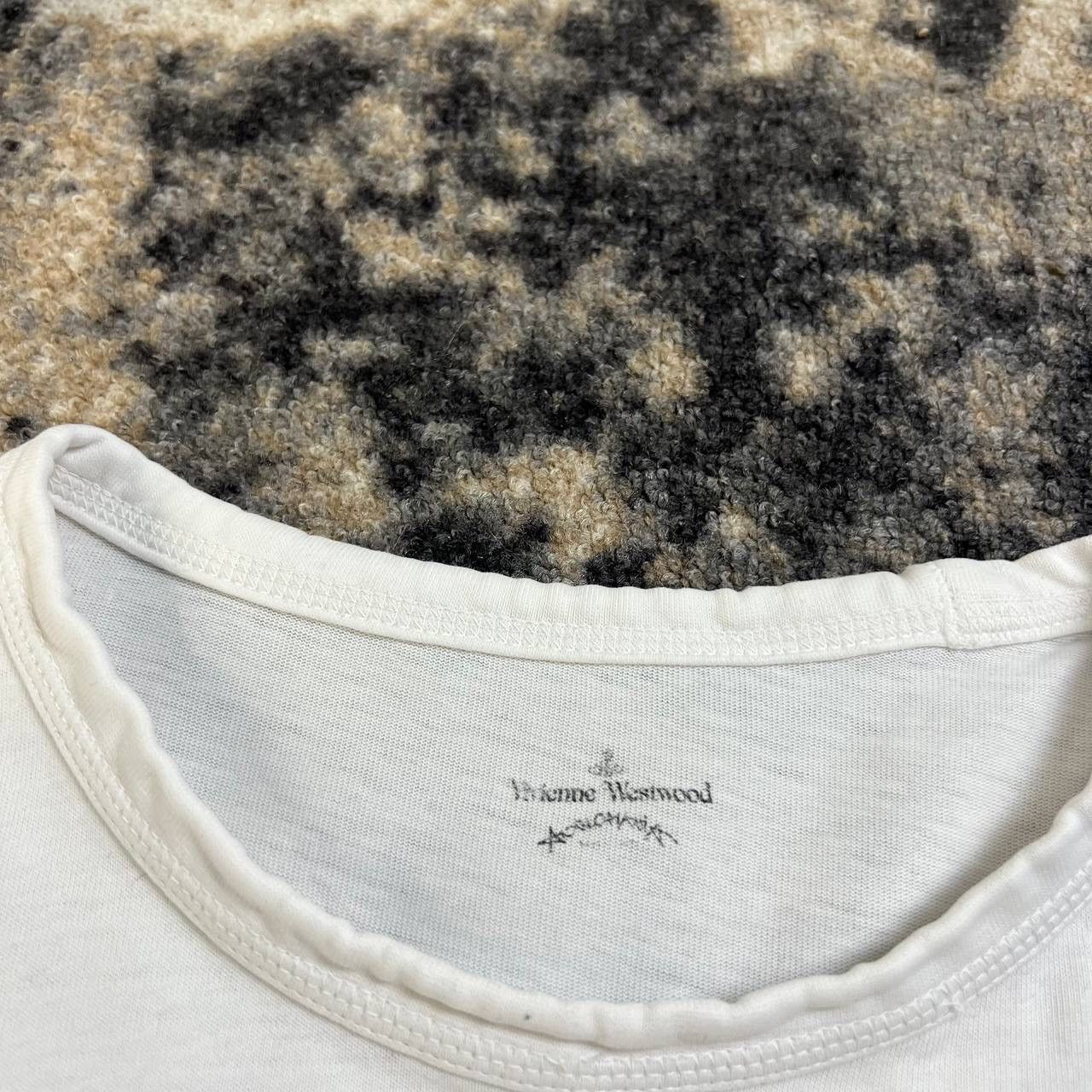 Vivienne Westwood Vivienne Westwood Anglomania Luxury Mini Logo T-Shirt 1TS110 Size US L / EU 52-54 / 3 - 4 Thumbnail