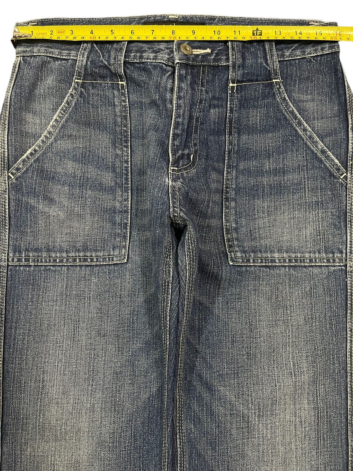 Uniqlo Vintage Japanese Uniqlo Blue Wash Style Loose Jeans Size US 31 - 10 Thumbnail
