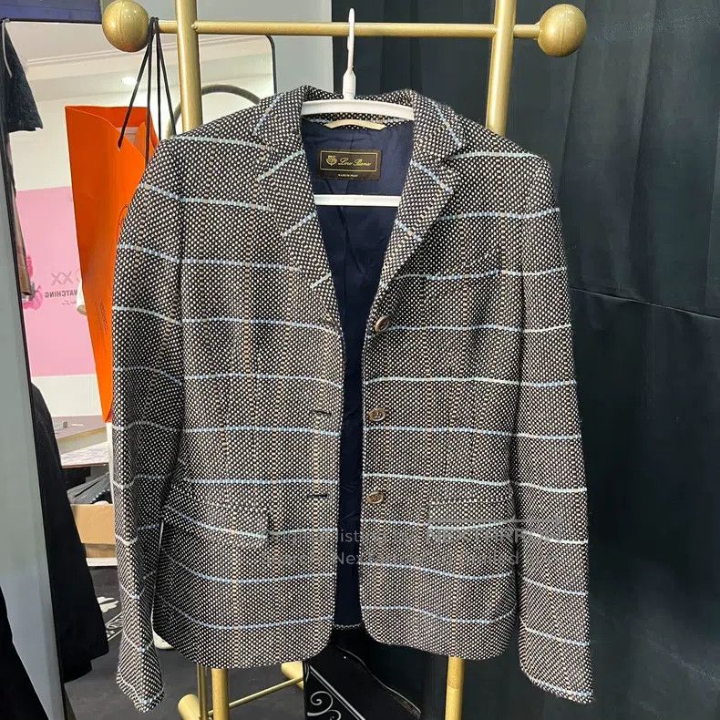 Loro Piana Loro Piana Grey Plaid Blazer Size XS / US 0-2 / IT 36-38 - 1 Thumbnail