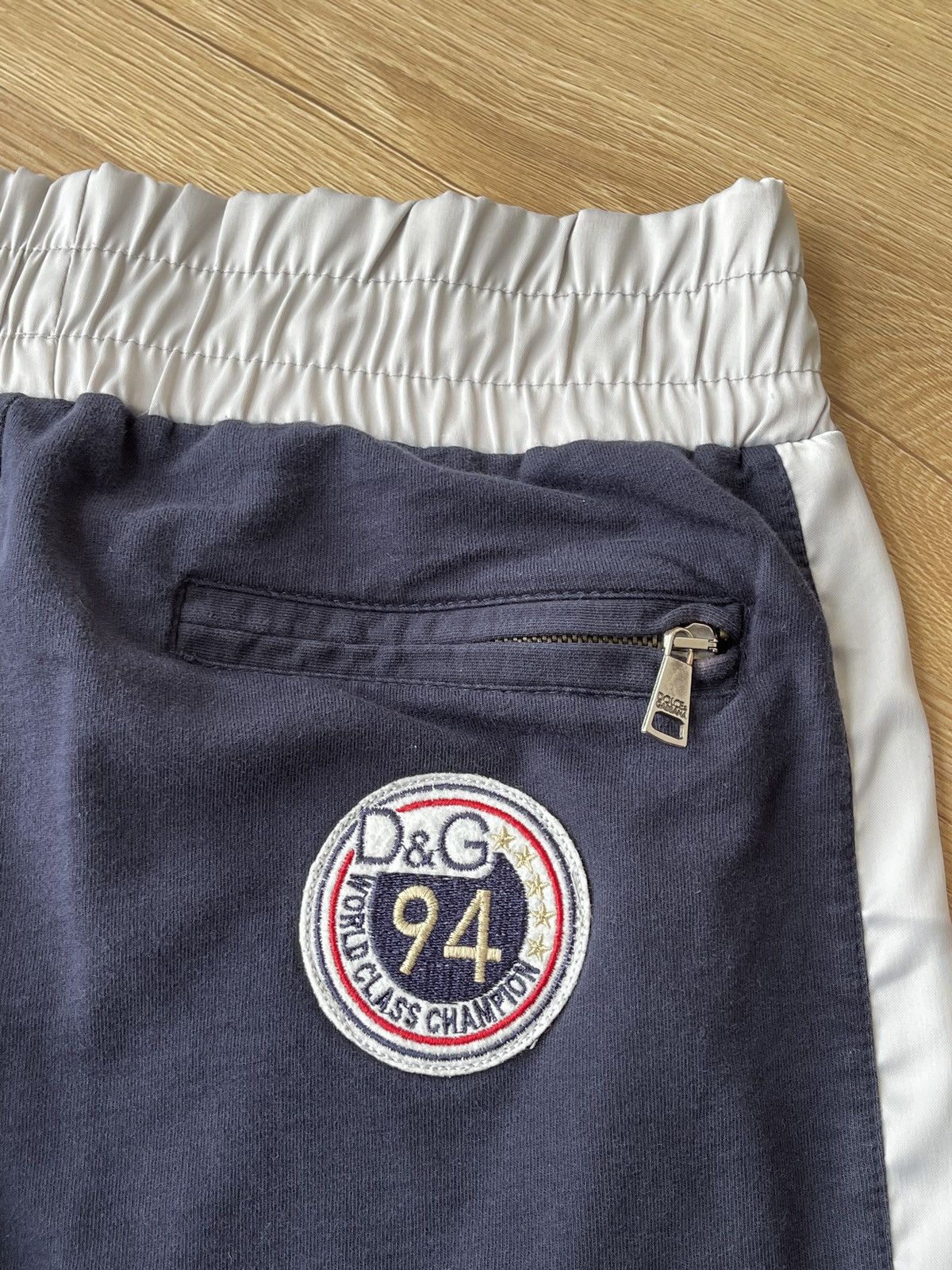 Dolce & Gabbana 90s Dolce Gabbana Stripped Sweatpants Retro Sportswear Y2K Size US 30 / EU 46 - 8 Thumbnail