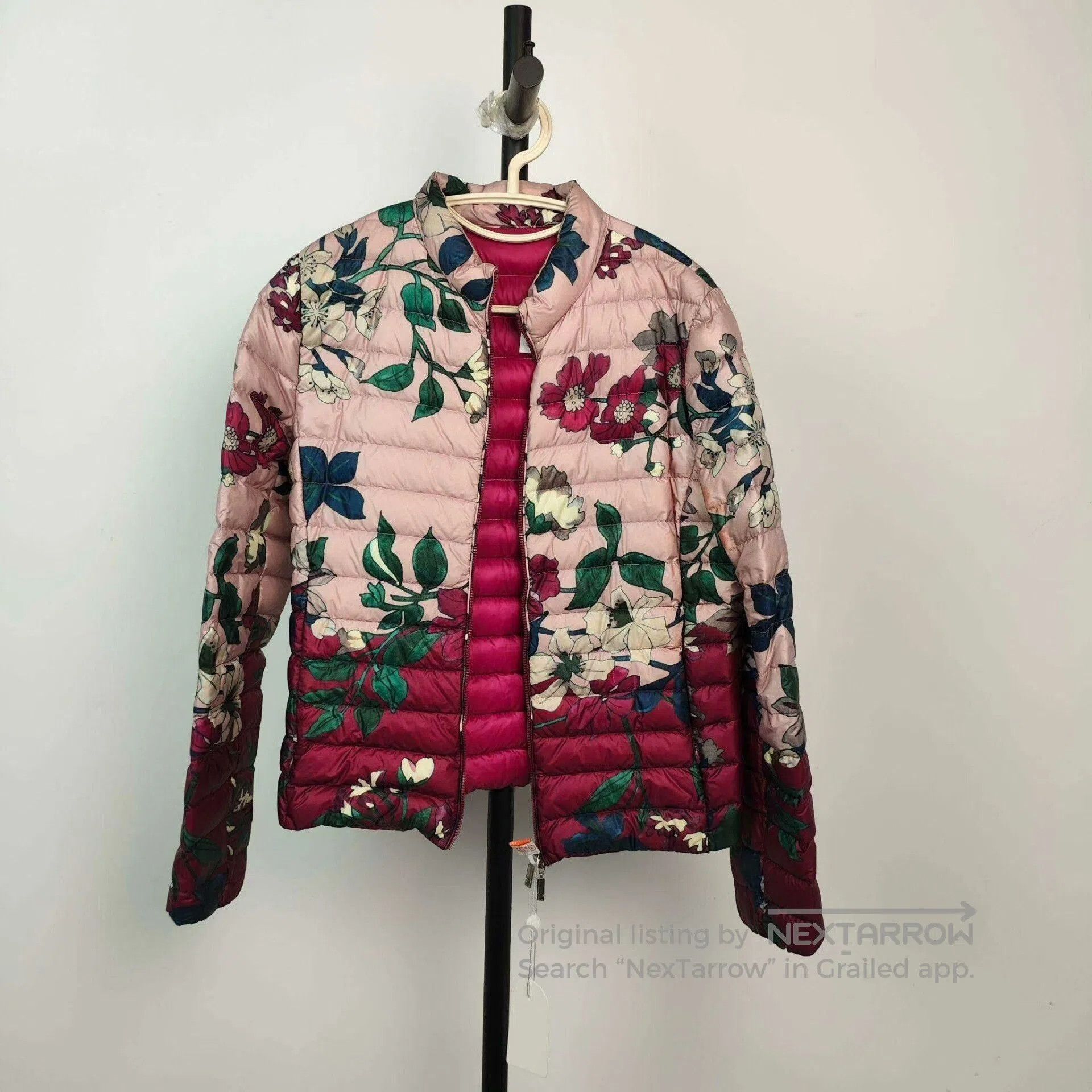 Moncler Moncler Floral Short Down Jacket. Size S / US 4 / IT 40 - 1 Thumbnail