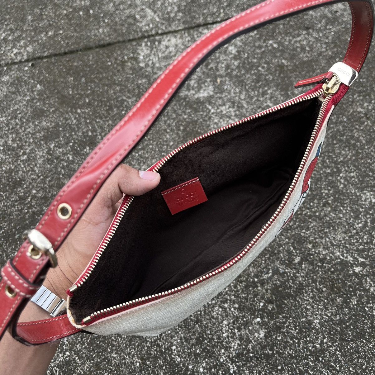 Gucci Gucci “Love Gucci” Heart Tattoo Monogram Canvas Shoulder Bag Size ONE SIZE - 10 Thumbnail