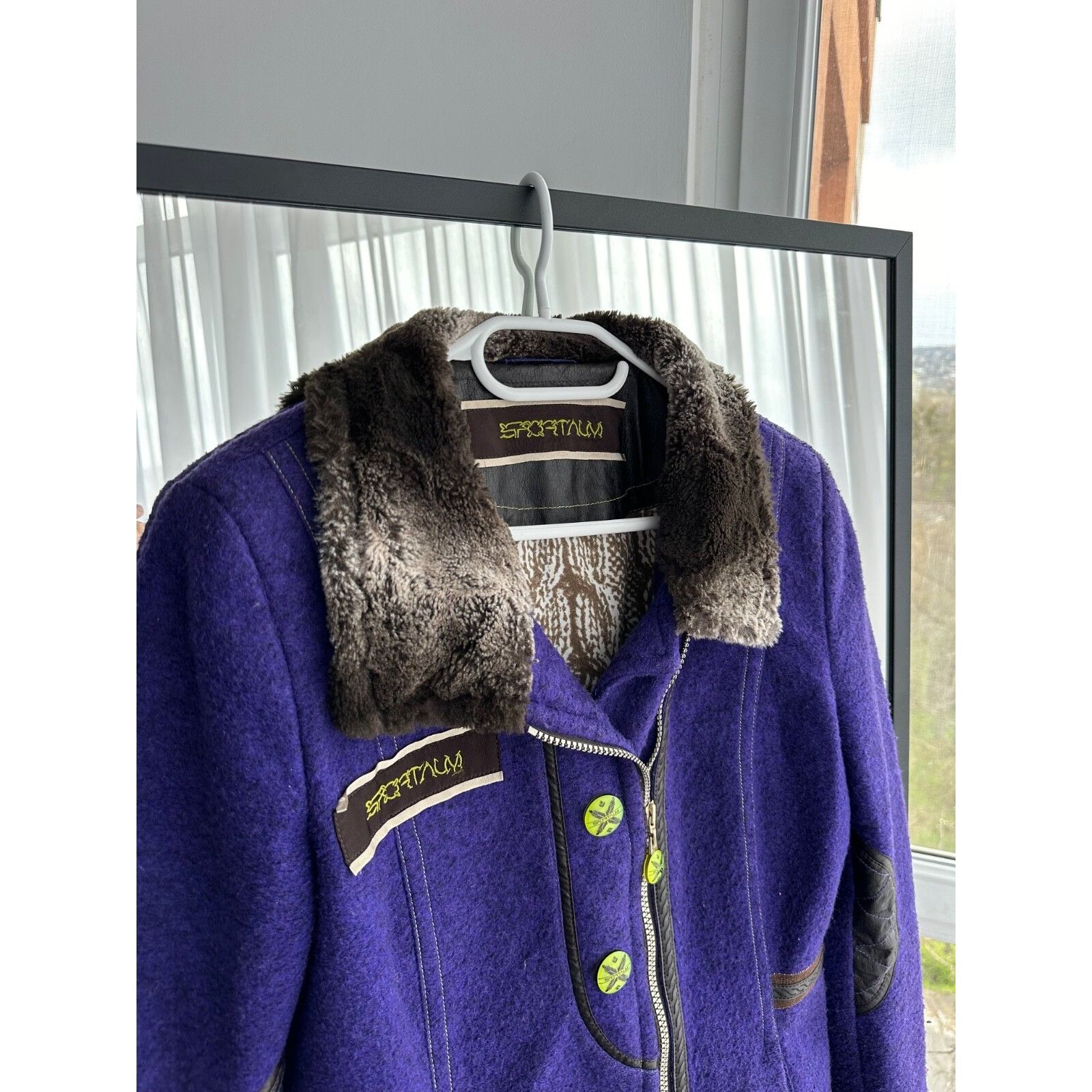 Sportalm Kitzbuhel VTG Sportalm Woman Wool Winter Jacket with Fur Collar Size M / US 6-8 / IT 42-44 - 3 Thumbnail