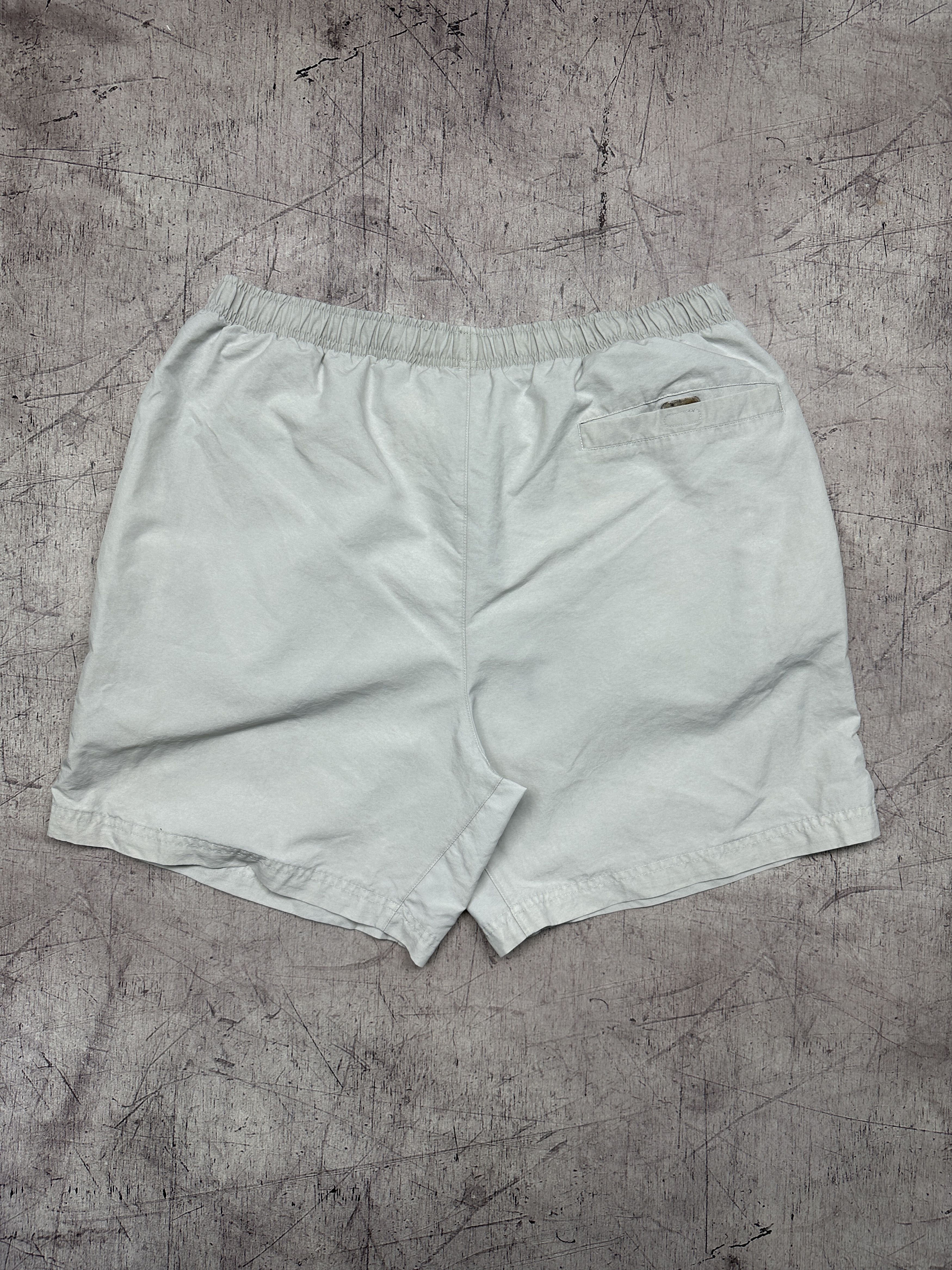 Nike Nike Vintage Mens Nylon Shorts Size US 36 / EU 52 - 11 Thumbnail