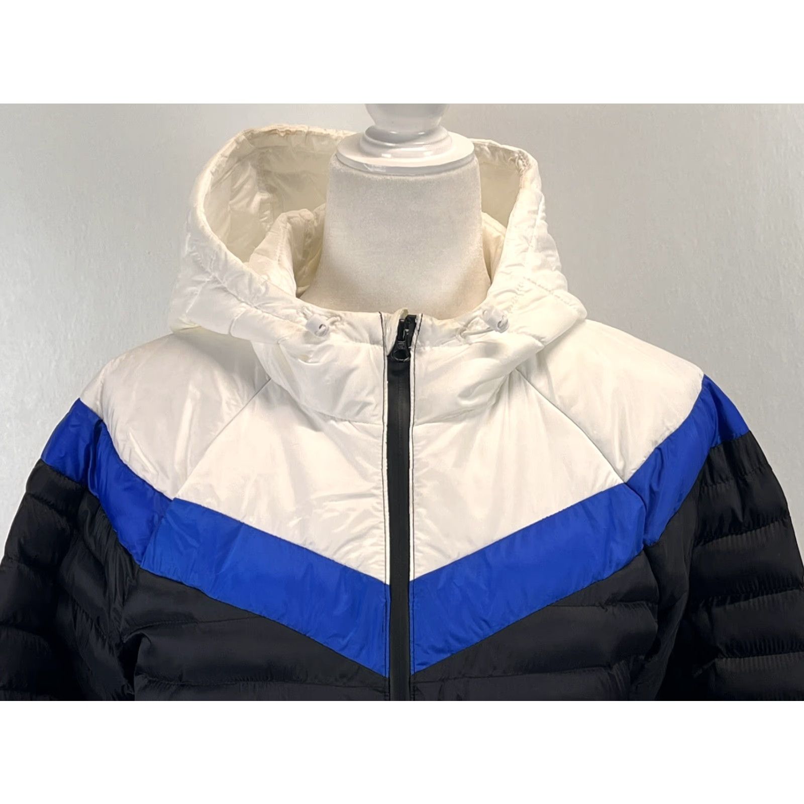 Gap Gap Women’s Fit Puffer Coat Hood Sz M GUC Size M / US 6-8 / IT 42-44 - 6 Thumbnail
