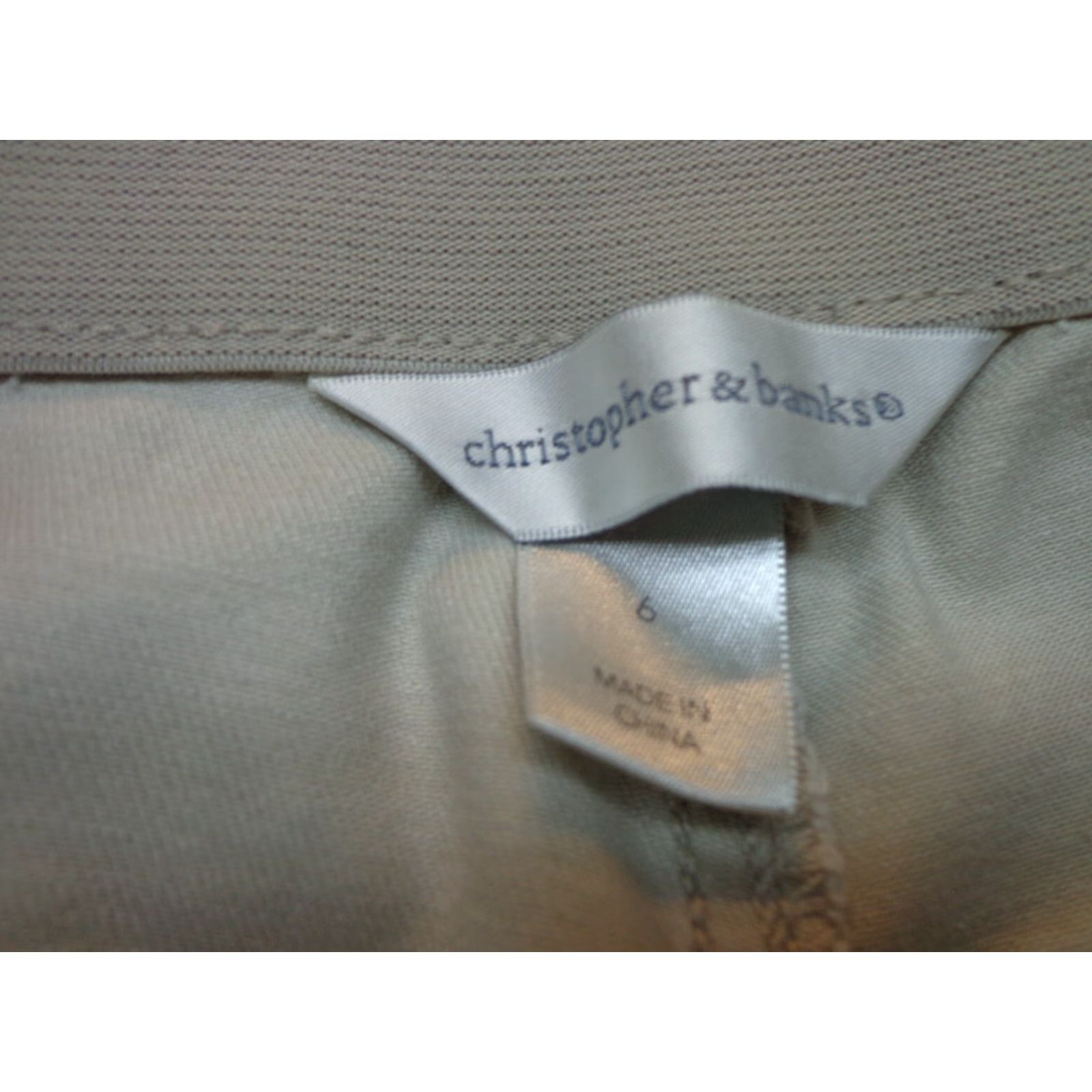 Vintage Christopher & Banks Women’s Pants Beige 6 Regular Khaki Solid Button Machine Washable Womens Pants 6 Beige Size 28" / US 6 / IT 42 - 4 Thumbnail