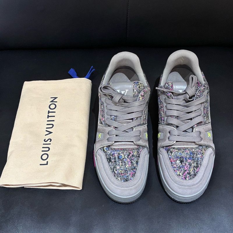 Louis Vuitton Louis Vuitton Trainer Grey Suede and Fabric Sneakers 0079 Size US 7.5 / EU 40-41 - 1 Thumbnail