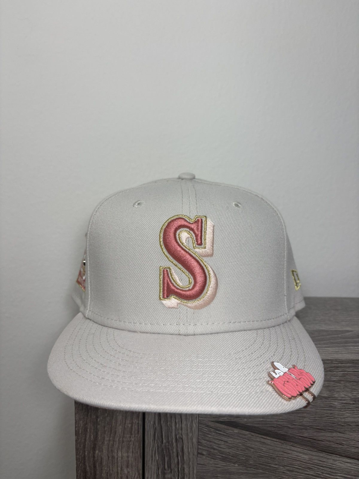 New Era 7 3/8 Seattle Mariners Hat Club Rose Gold Size ONE SIZE - 1 Thumbnail