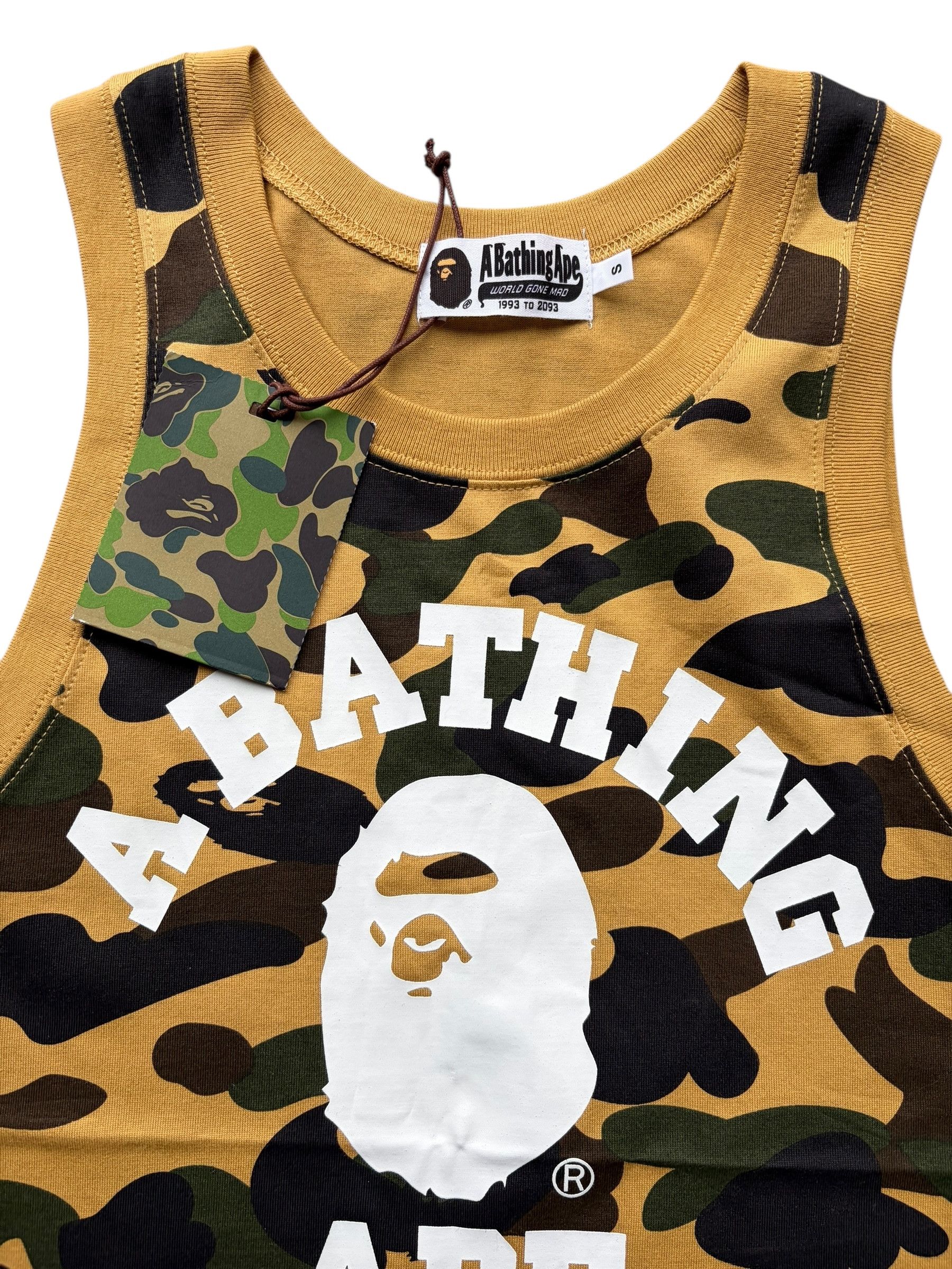 Bape Bape 1st Camo White College Logo Sleeveless Tank Top Size US S / EU 44-46 / 1 - 3 Thumbnail