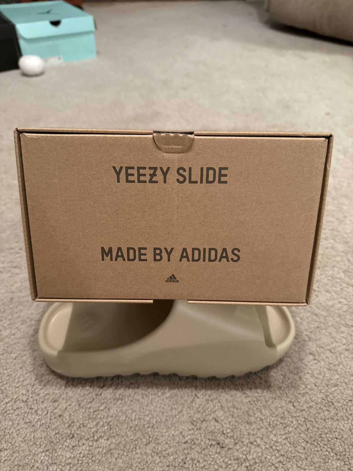 Yeezy Yeezy Slide “Bone” OG First Release Size US 10 / EU 43 - 11 Thumbnail