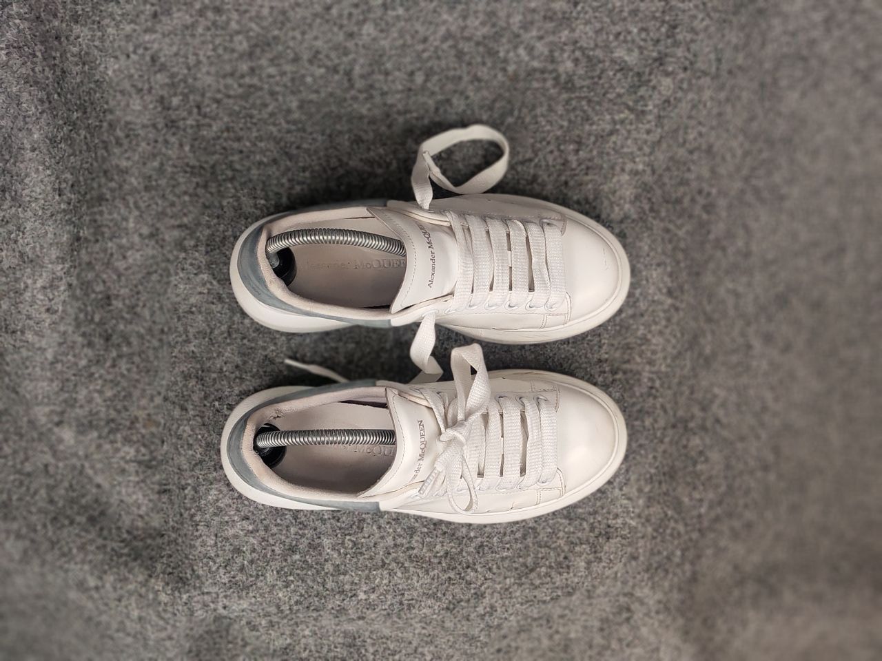 Alexander McQueen Alexander McQueen Oversized Leather Sneaker WhitePowder Blue Size US 8 / IT 38 - 3 Thumbnail