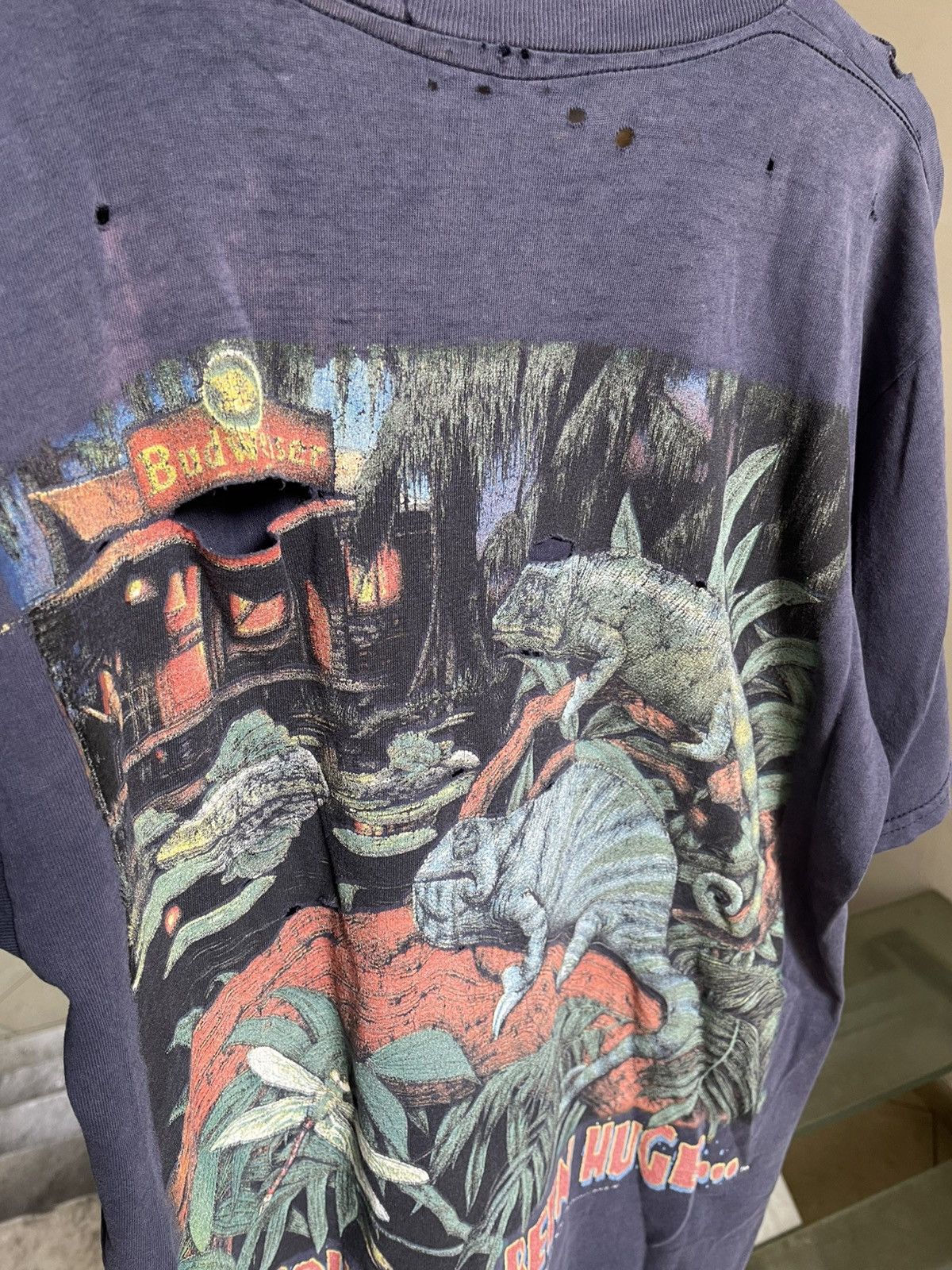 Budweiser × Vintage Vintage Budweiser Thrashed T Shirt 90s Size US L / EU 52-54 / 3 - 3 Thumbnail