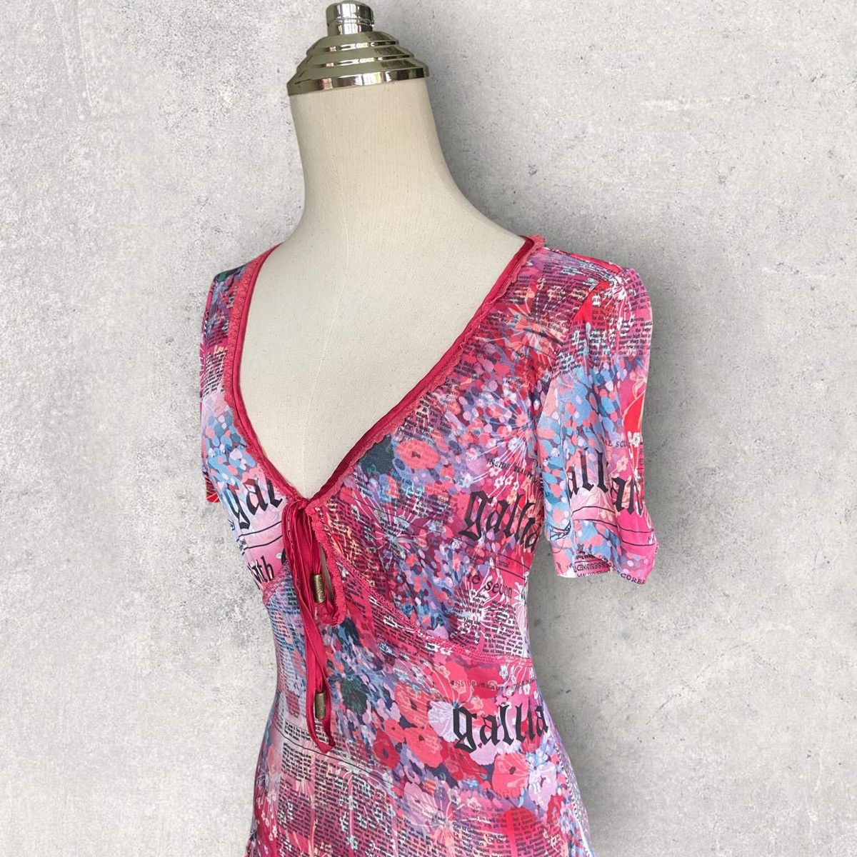 John Galliano 2000’s Newspaper Gazette Floral Top Size S / US 4 / IT 40 - 5 Thumbnail