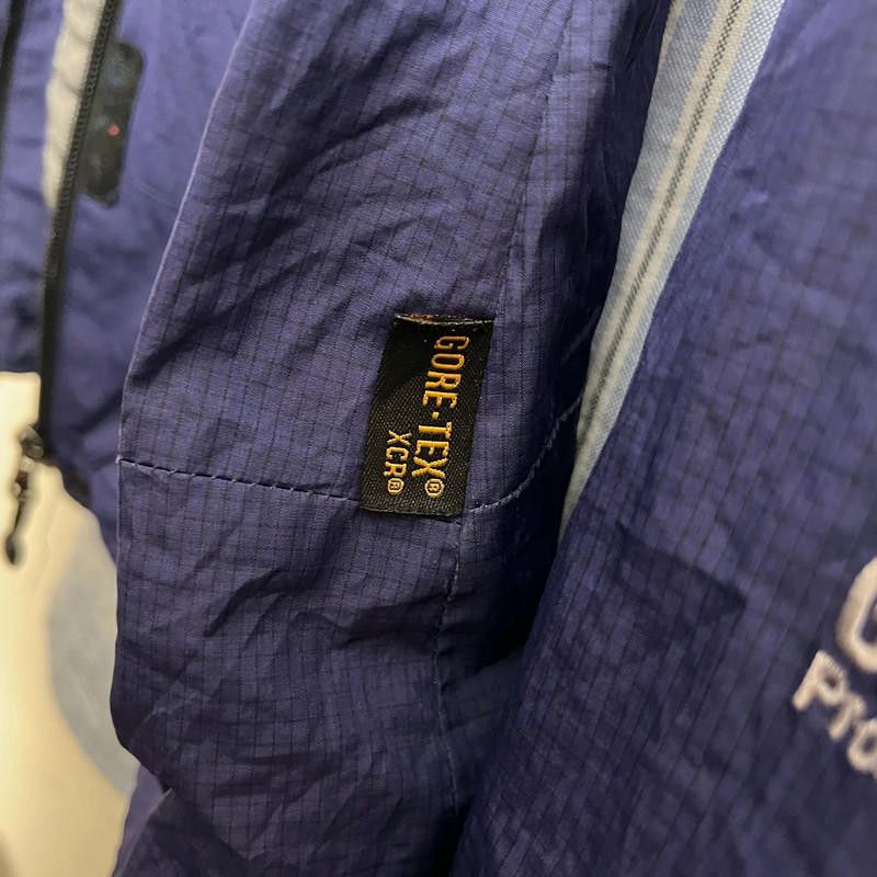 The North Face Vintage The North Face Gor-Tex xcr - M - Purple Size M / US 6-8 / IT 42-44 - 4 Thumbnail