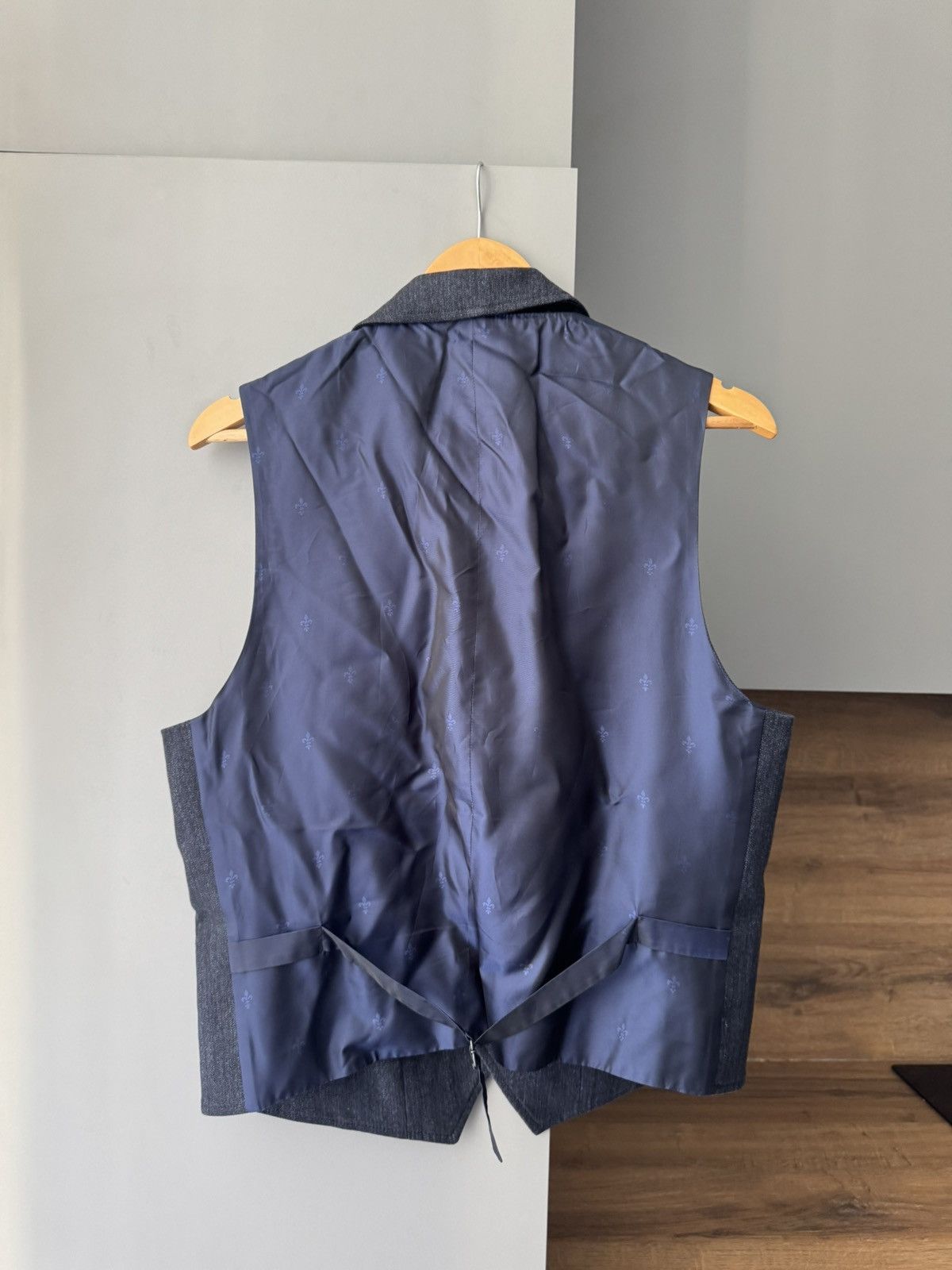 John Varvatos John Varvatos Collection - Navy Wire Collar Vest - Size 48 Size US M / EU 48-50 / 2 - 5 Thumbnail
