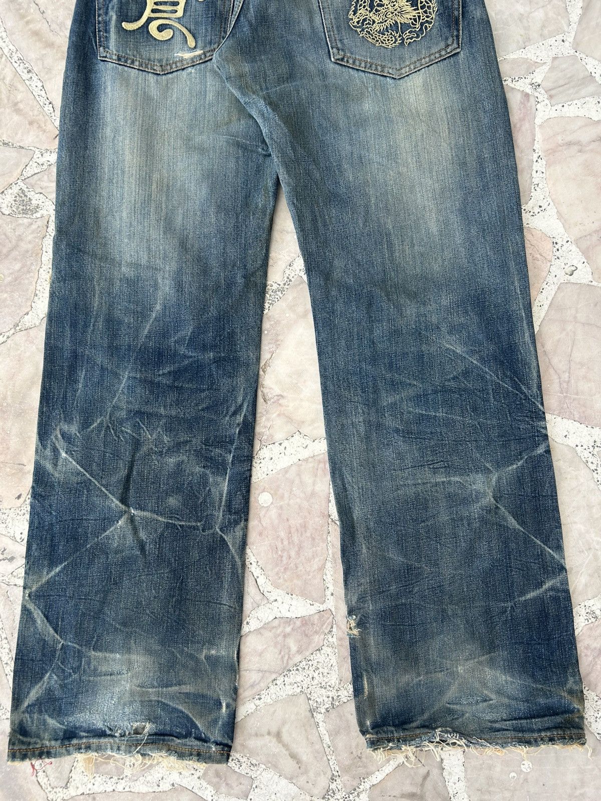 Eternal Vintage Distress Dragon Embroidered Denim Size US 30 / EU 46 - 8 Thumbnail