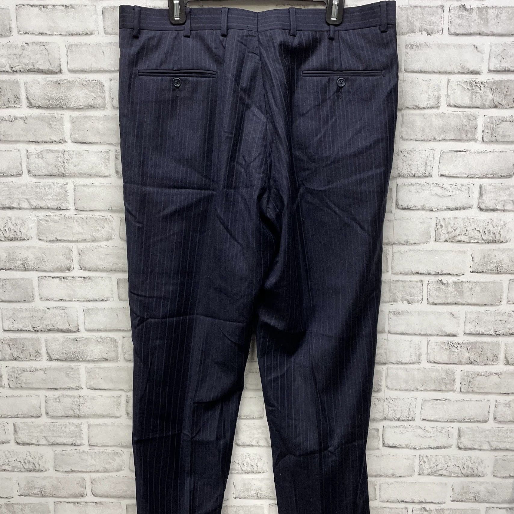 Cremieux Daniel Cremieux collection dress pants Mens Size 38x30 dark blue striped Size US 38 / EU 54 - 5 Thumbnail